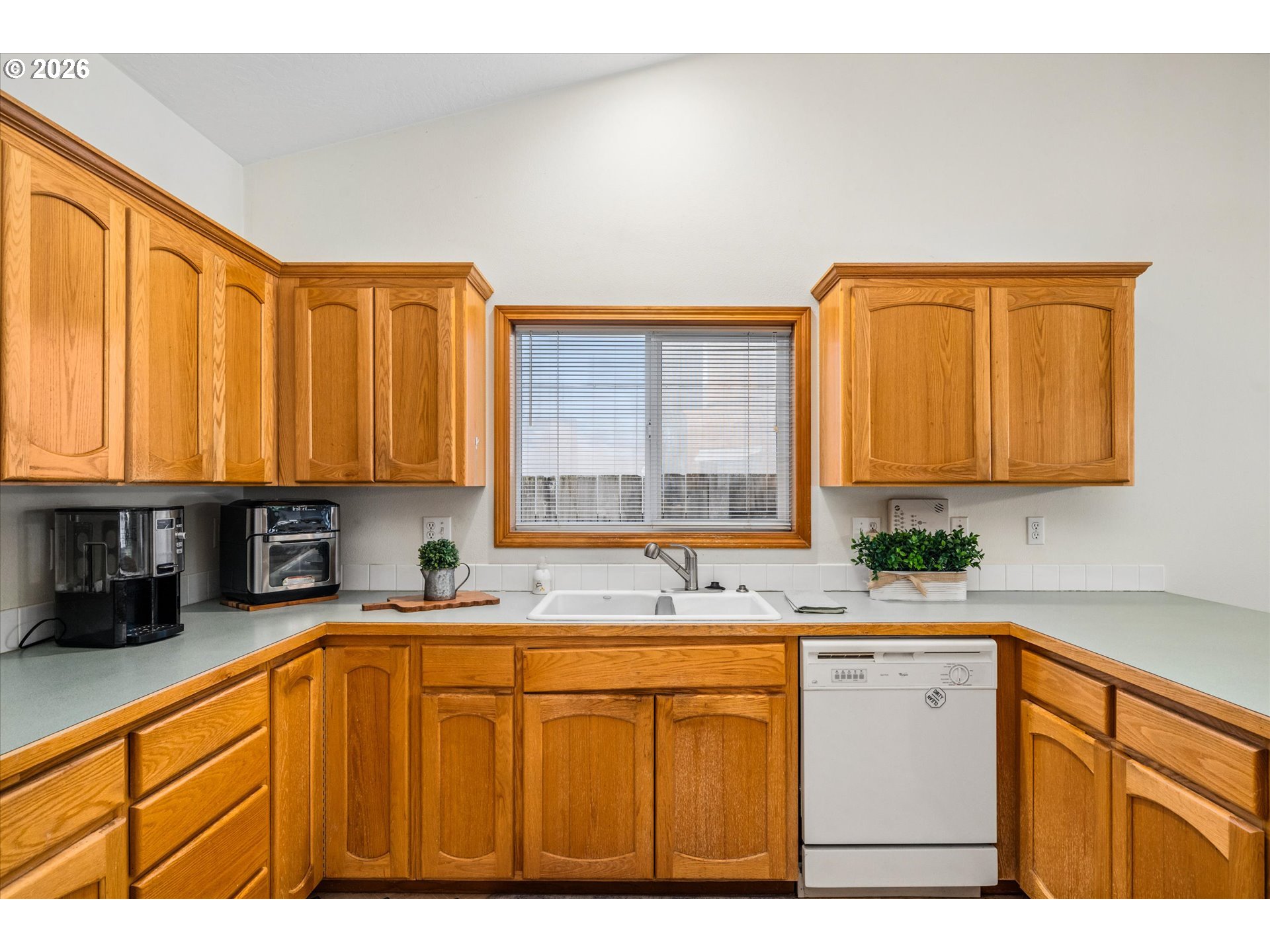 4264 Cole Way Property Photo 13