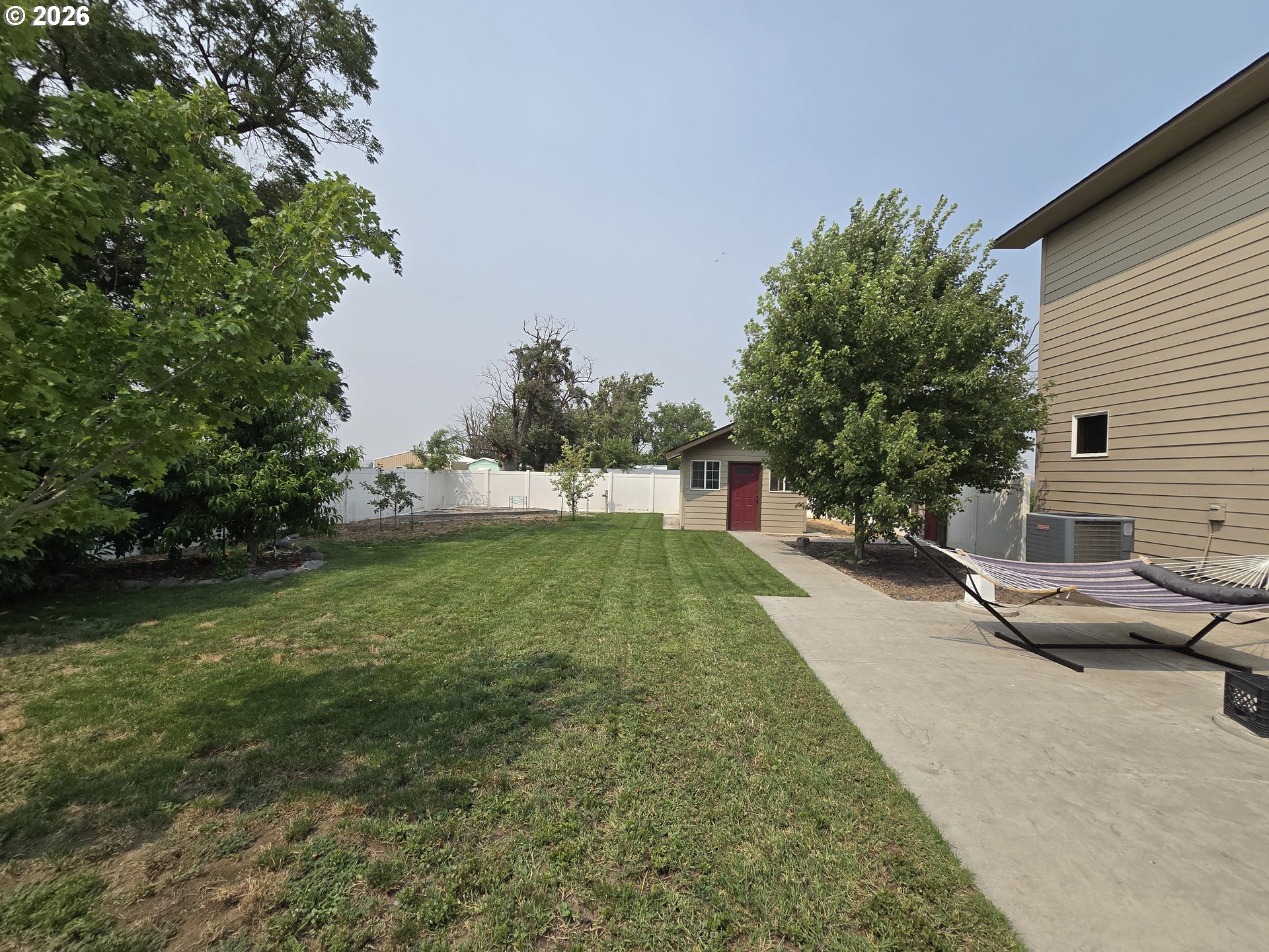 445 Ne Seventh St Property Photo 9