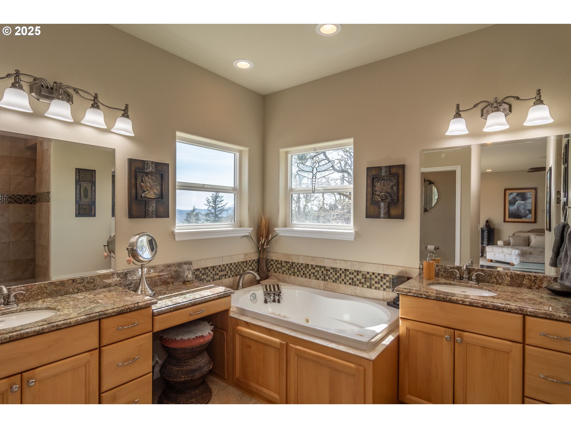 1000 Windy Mountain Ln Property Photo 31