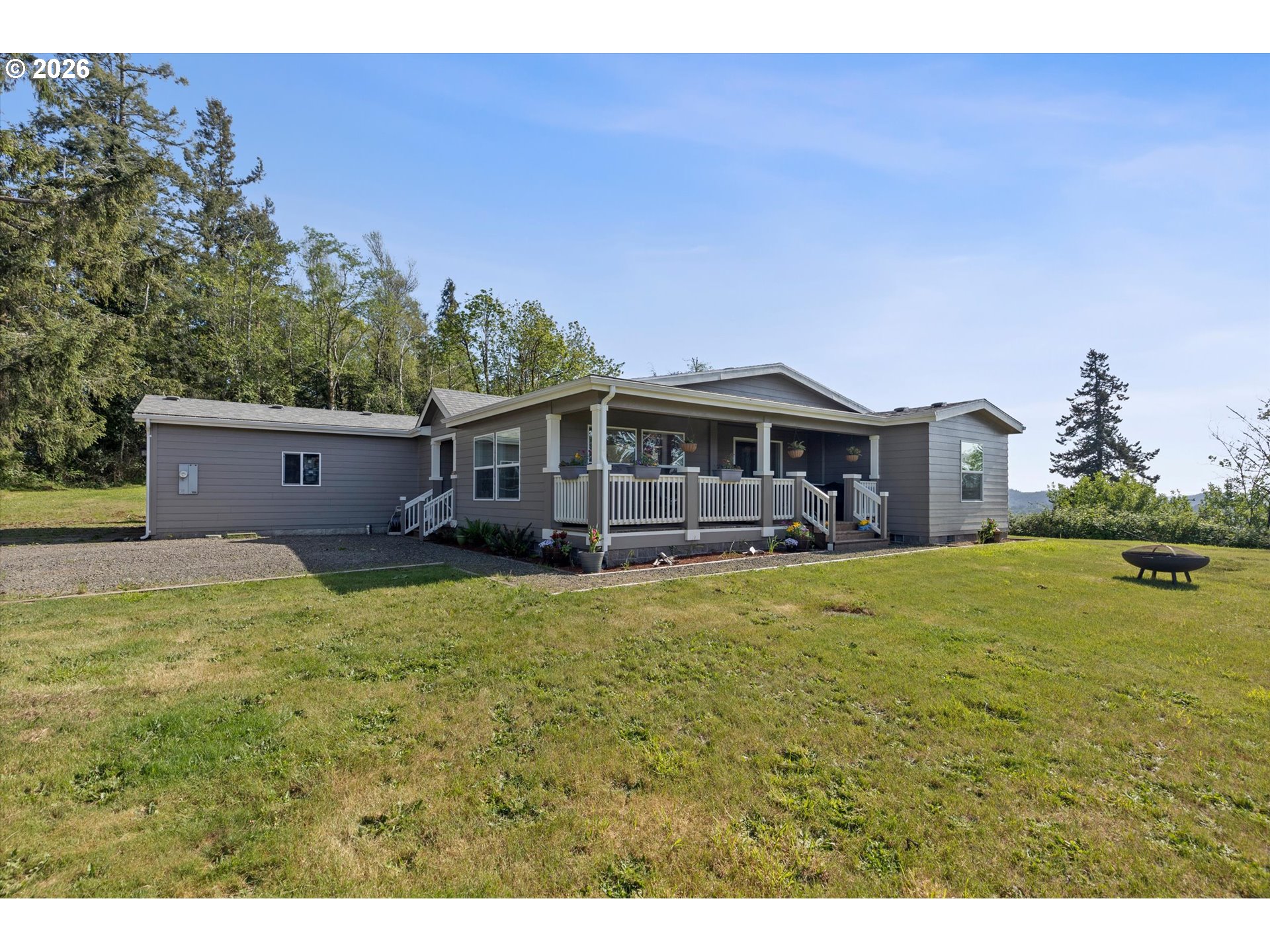 1206 Criteser Loop Property Photo 4