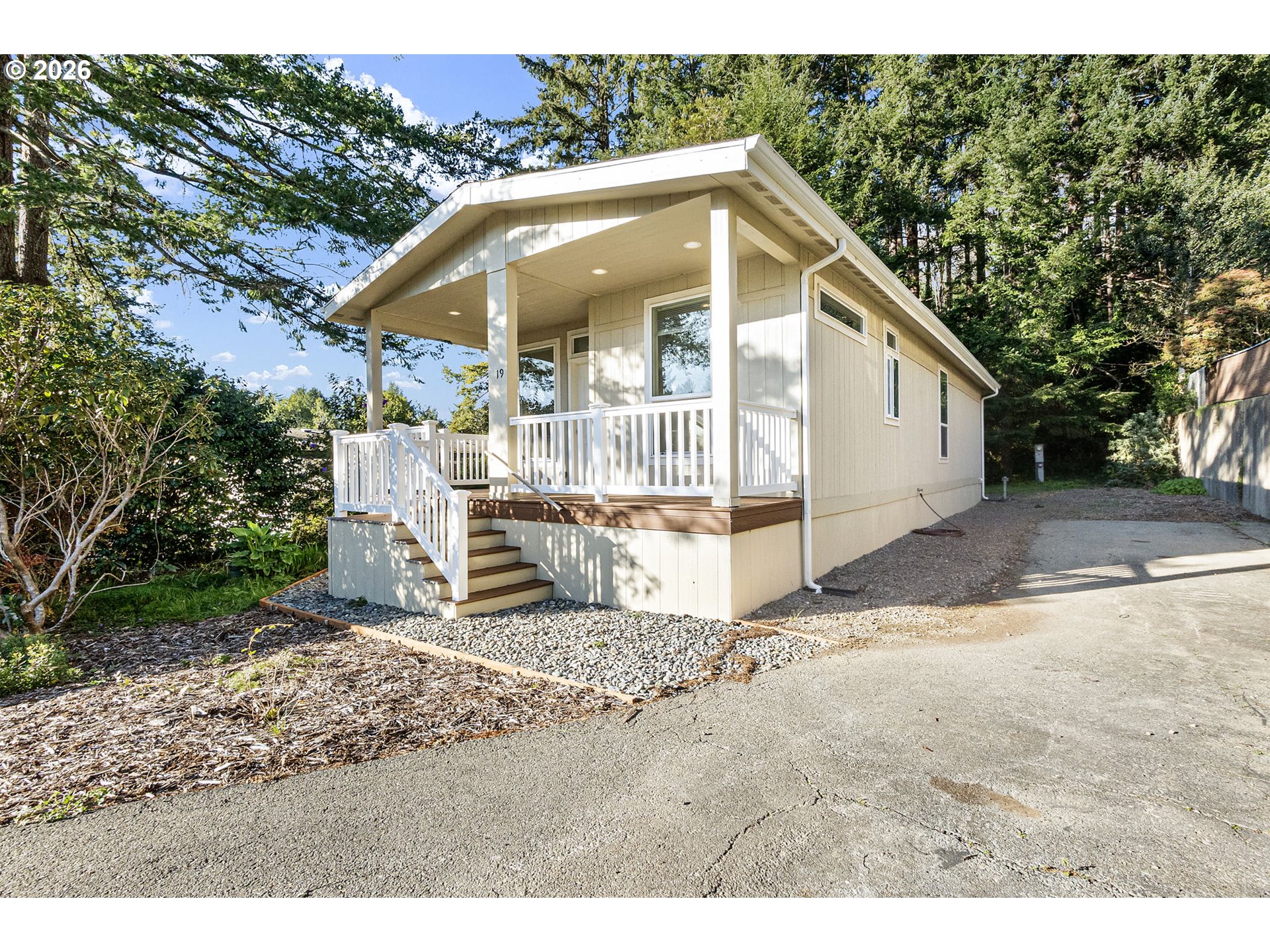98041 Hallway Rd 19 Property Photo 1