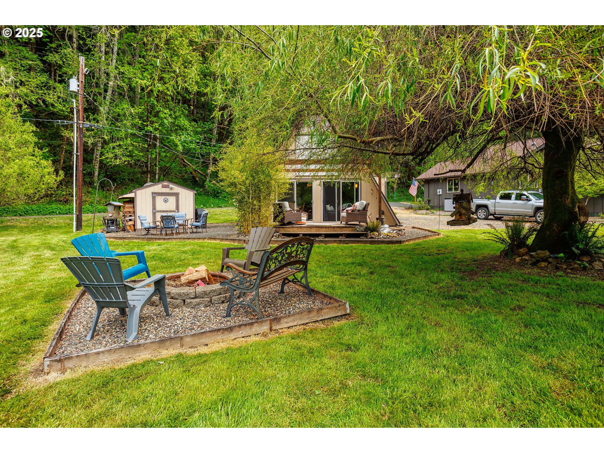 10252 Lakeview Dr Property Photo 4
