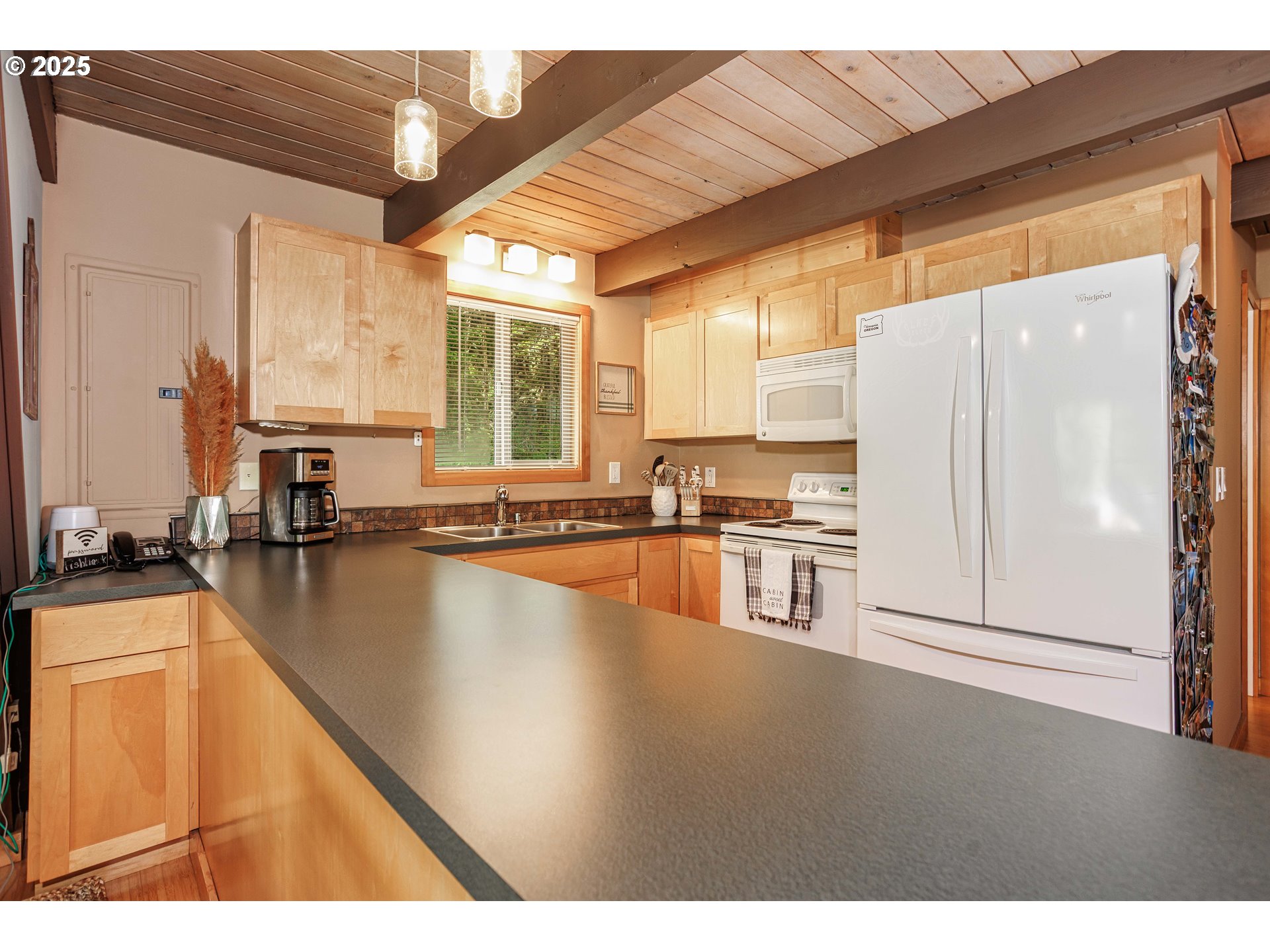 10252 Lakeview Dr Property Photo 11