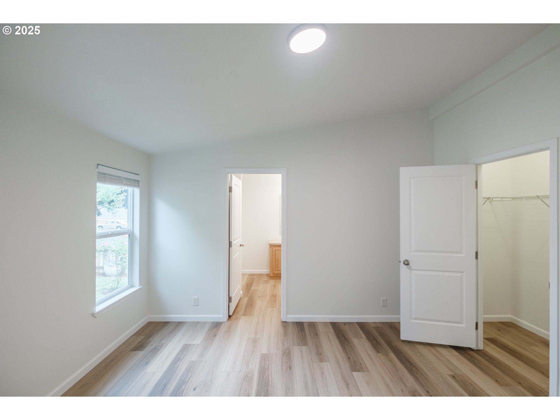 2110 Ne Willamette Ave Property Photo 29