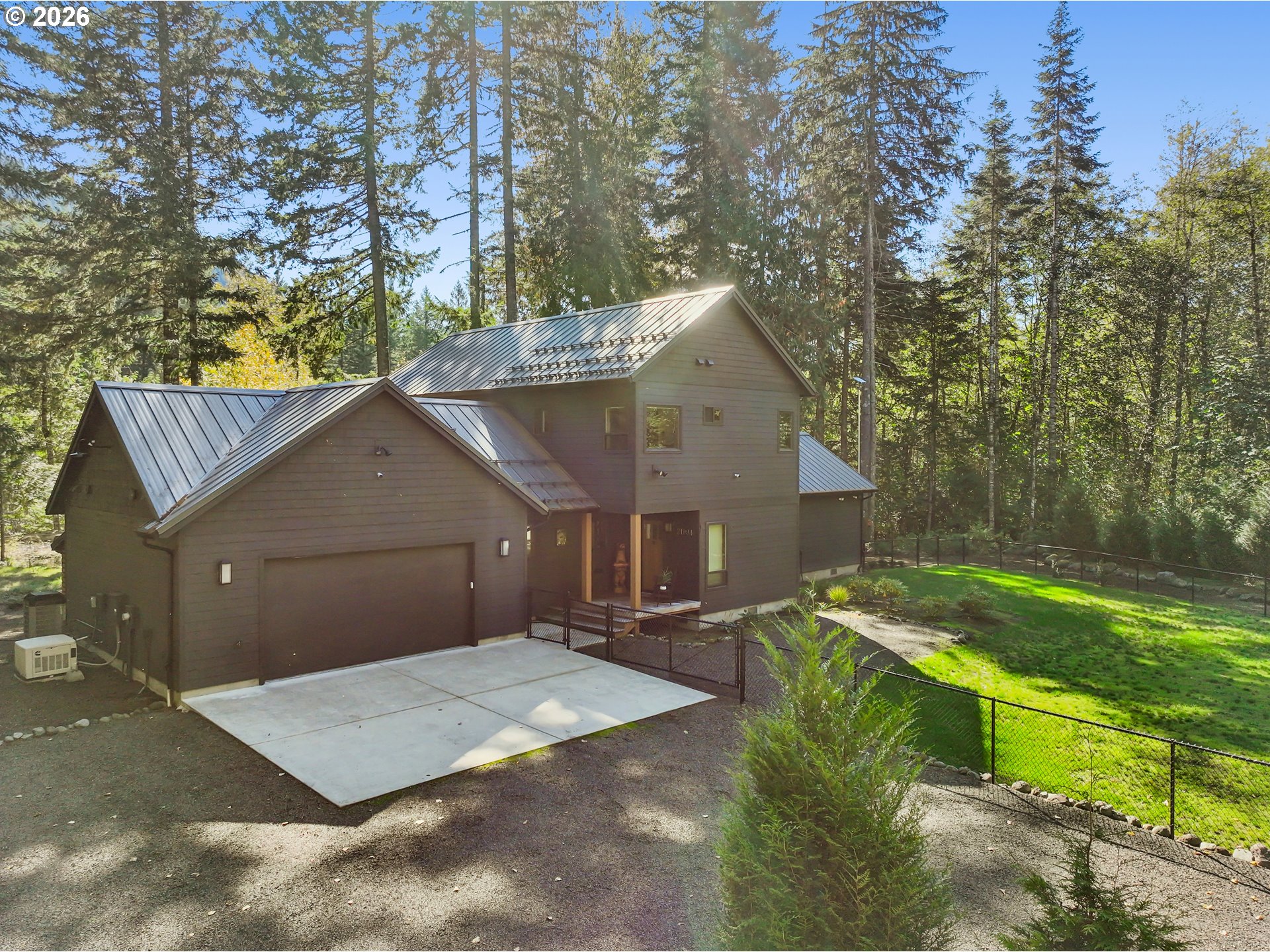 21994 E Lolo Pass Rd Property Photo 2