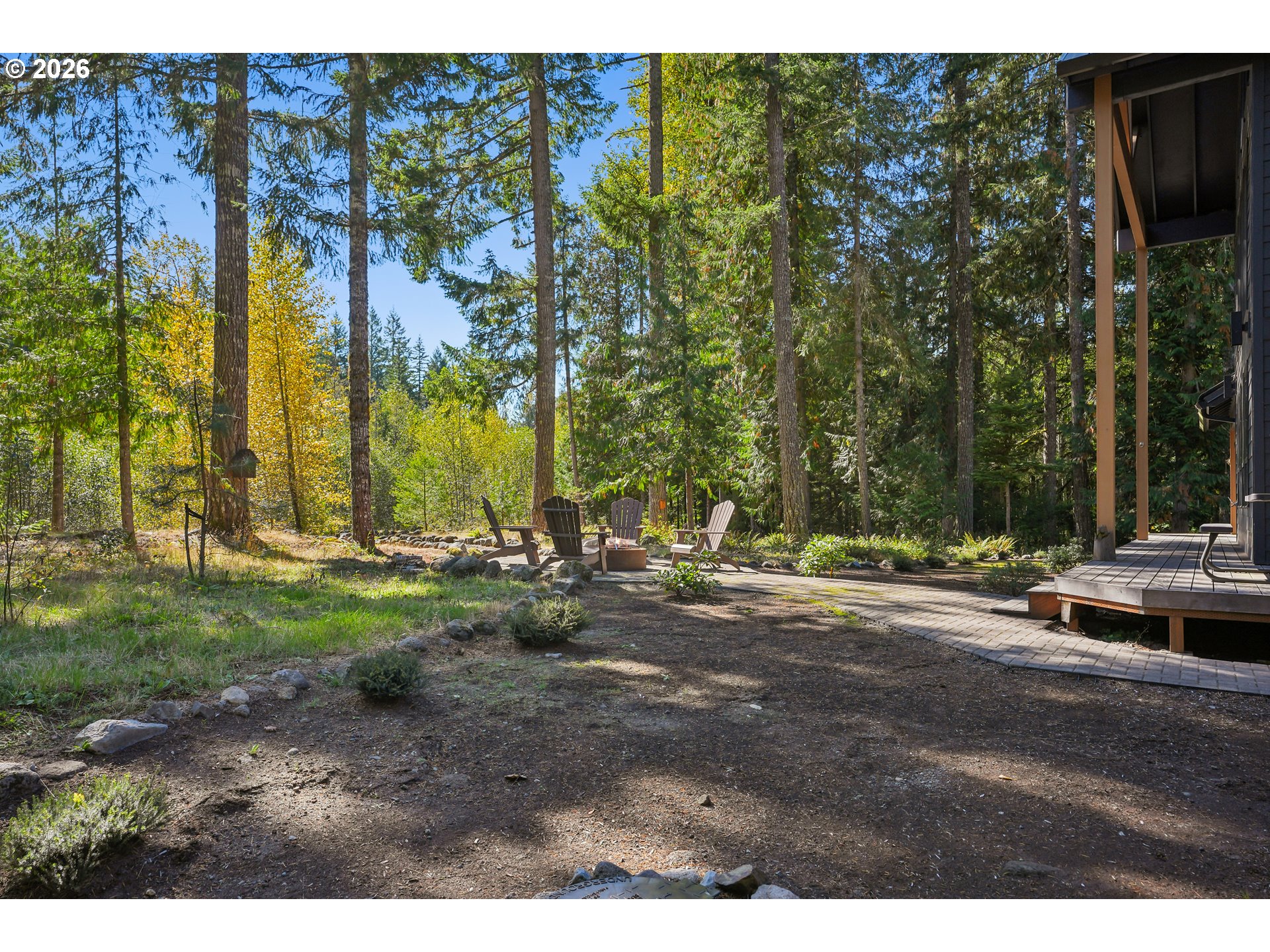 21994 E Lolo Pass Rd Property Photo 35