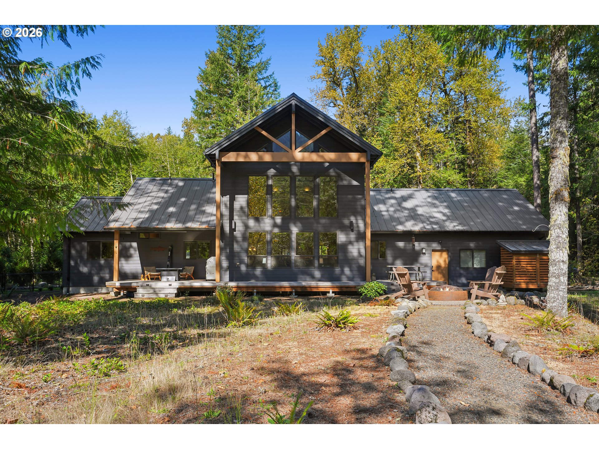 21994 E Lolo Pass Rd Property Photo 39