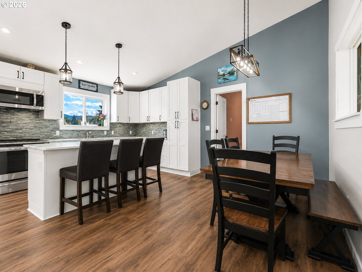 156 Pine Street Property Photo 7