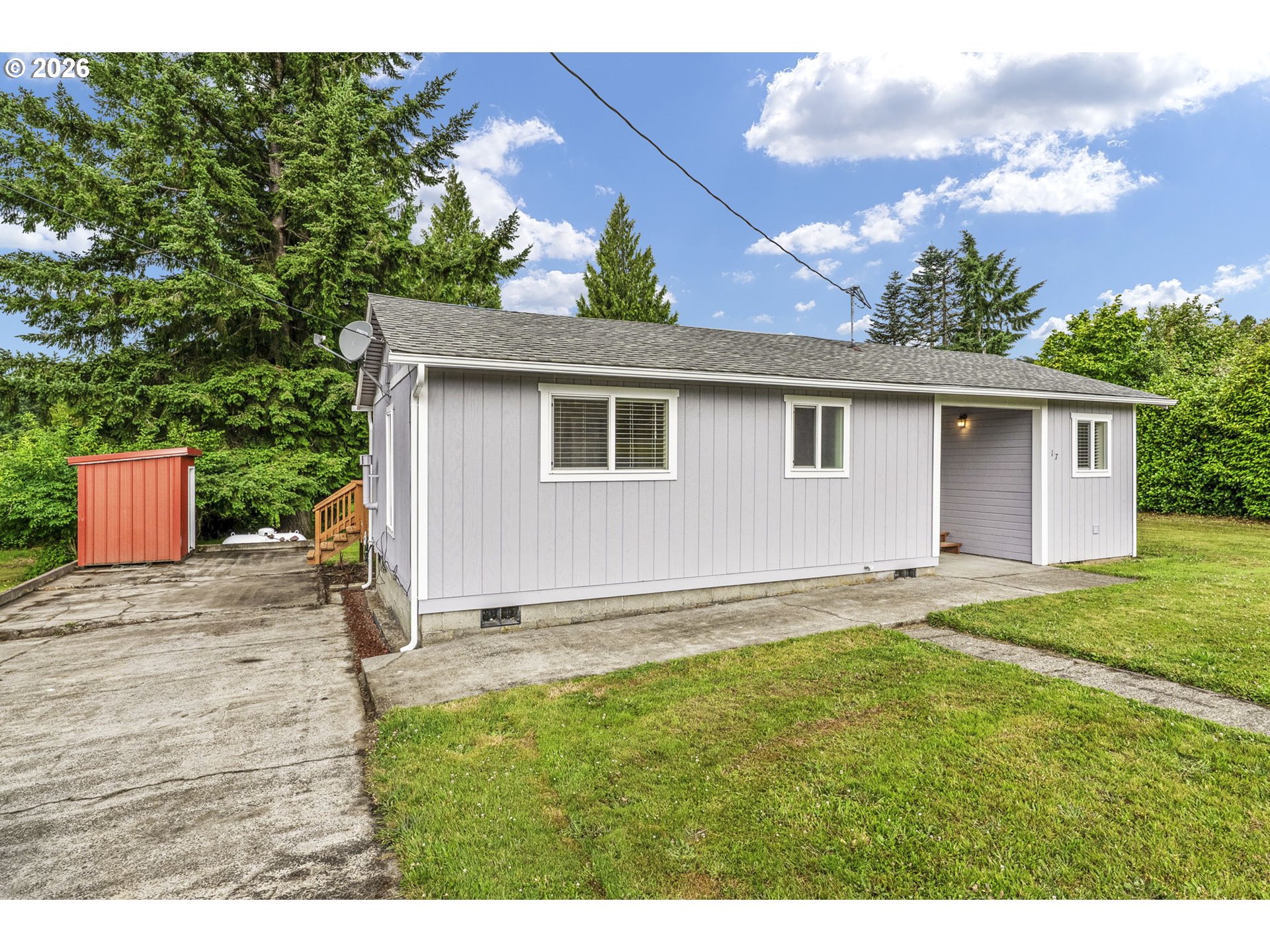 175 JACOBSON RD Property Photo 1