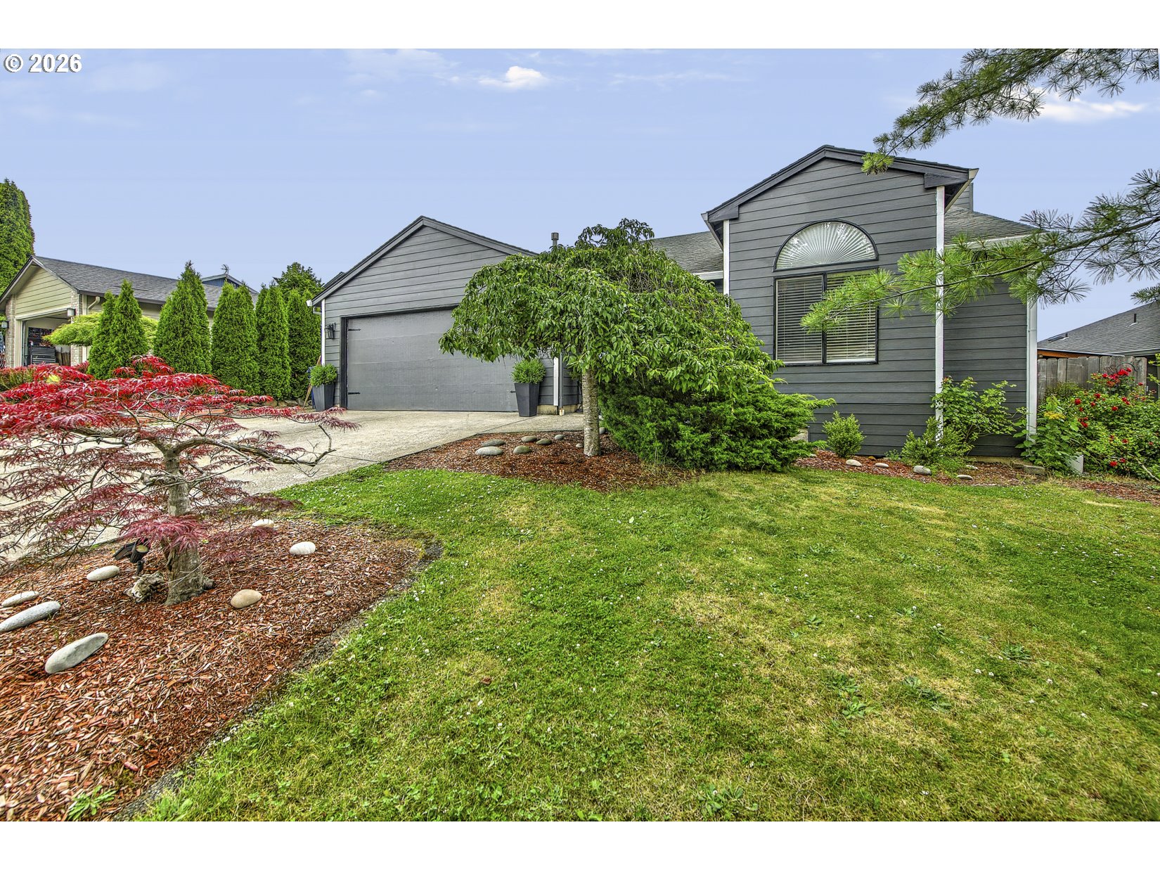 2448 Nw Norwood St Property Photo 1