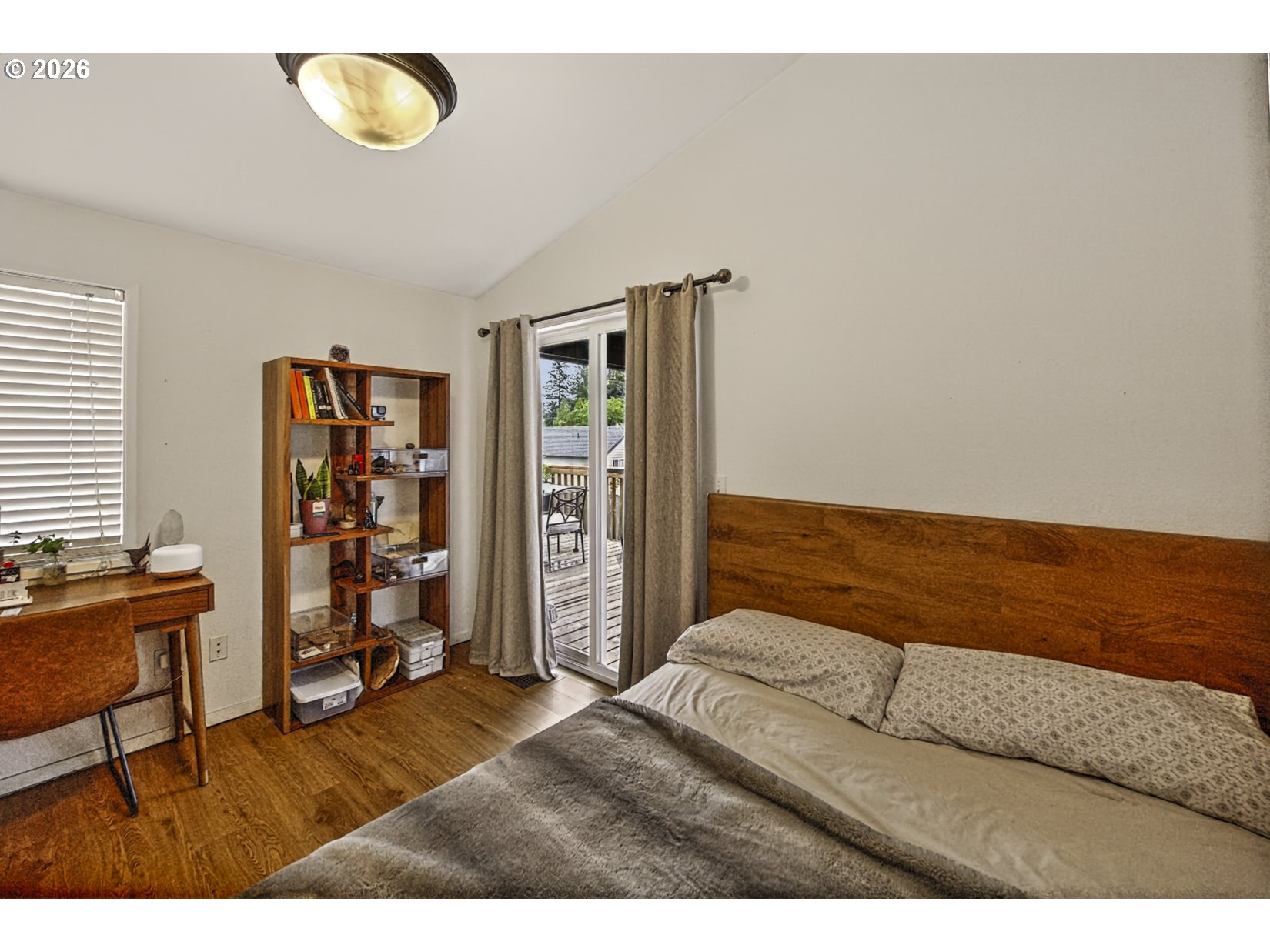 2448 Nw Norwood St Property Photo 24