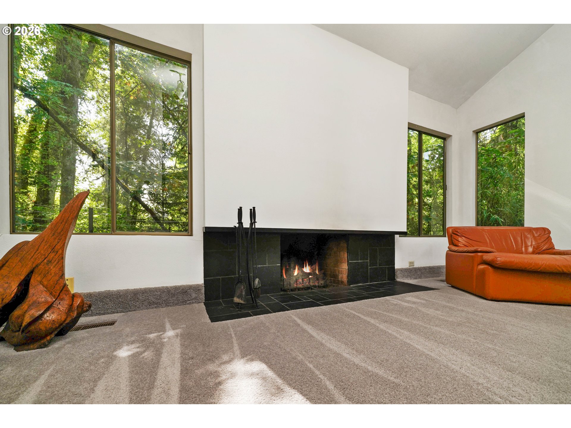 4298 River Rd S Property Photo 10