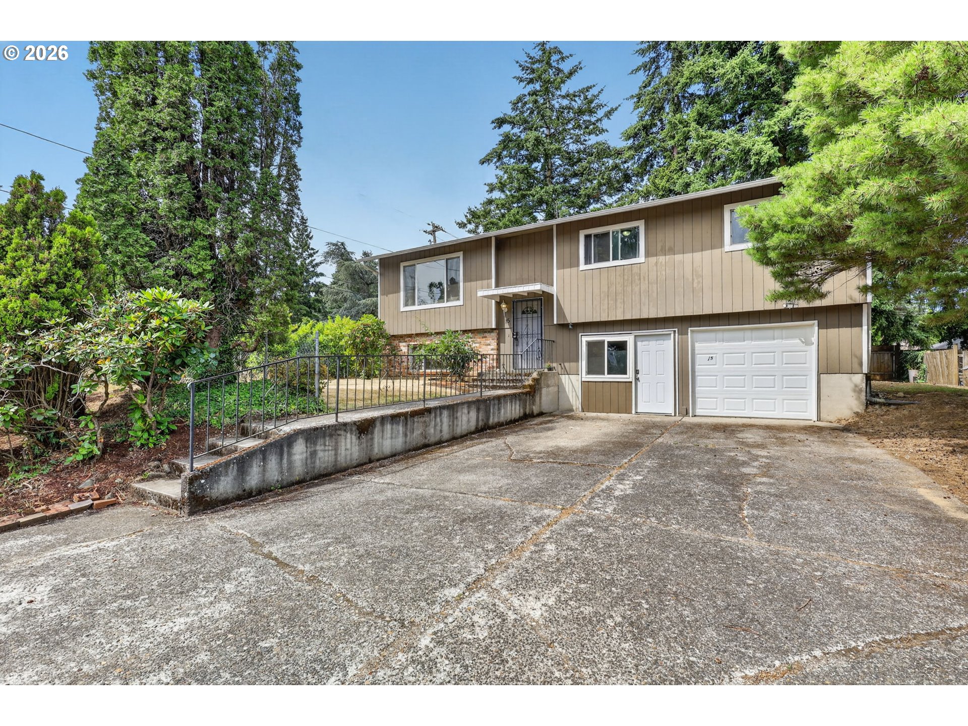 15 Ne 113th Pl Property Photo 2