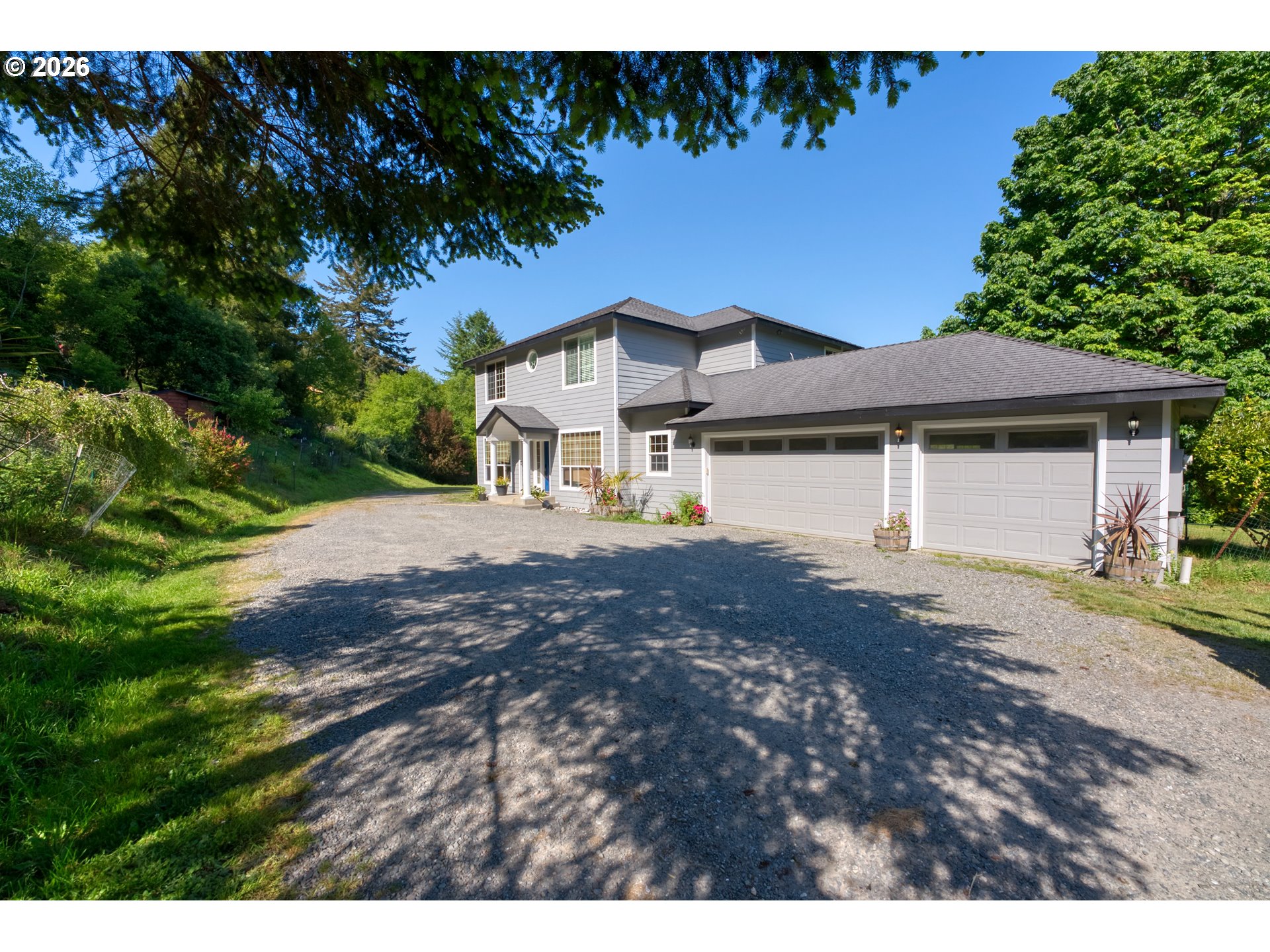 16711 Thompson RD Property Photo 1