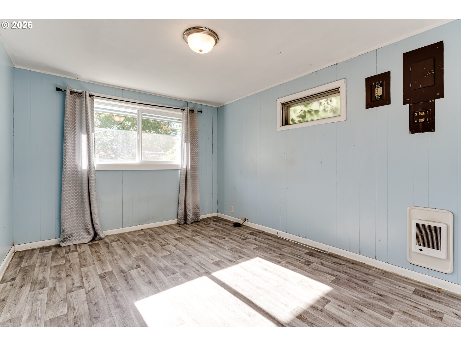 3015 Willamette St Property Photo 9