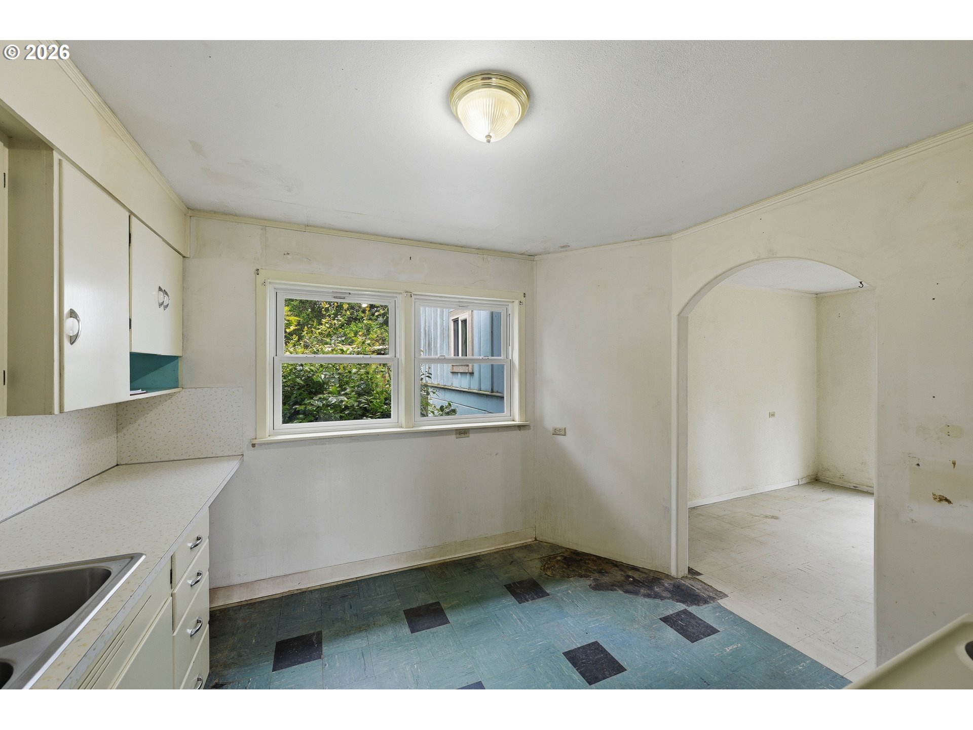 1691 Grant St Property Photo 9