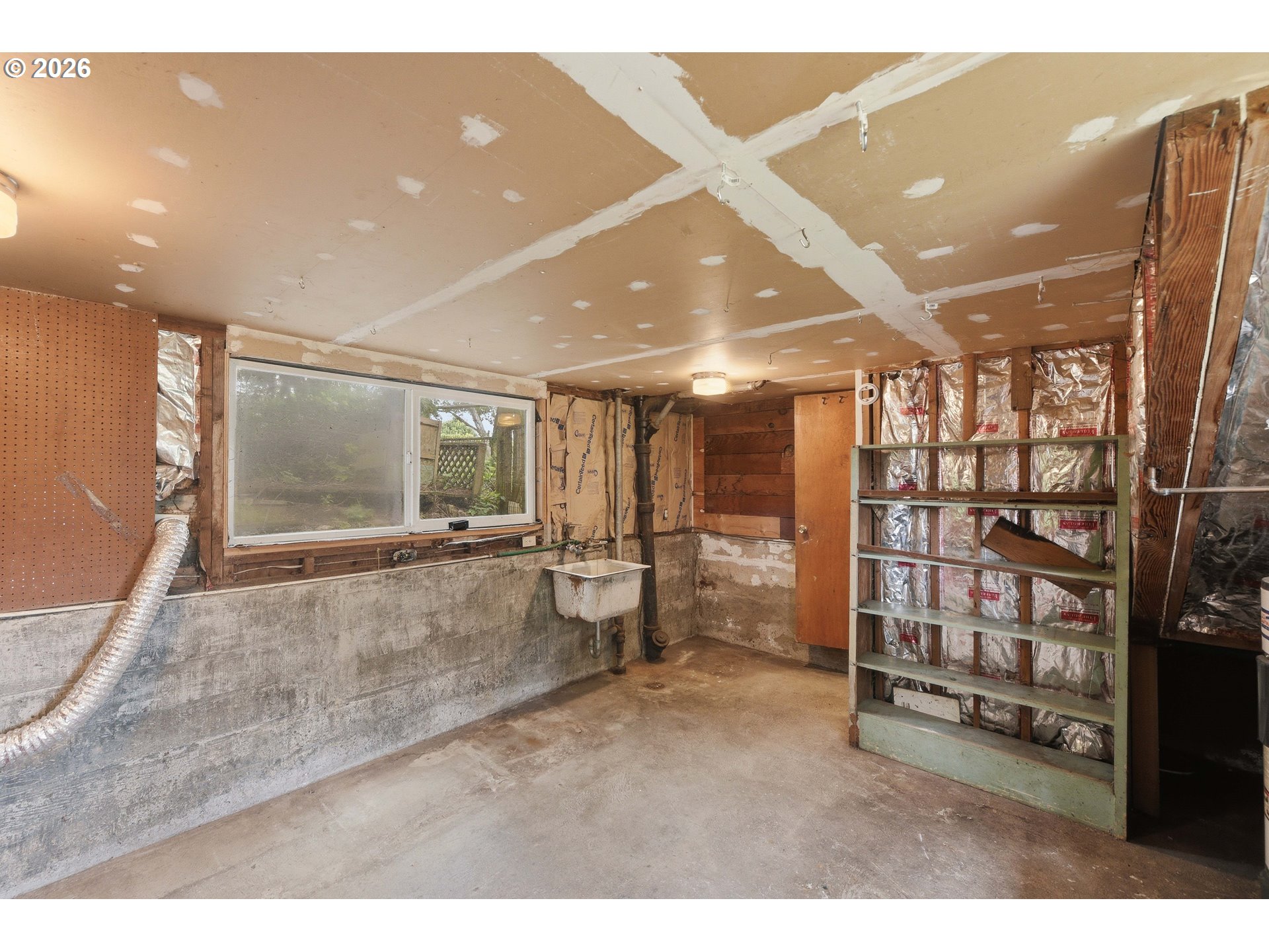 1691 Grant St Property Photo 23