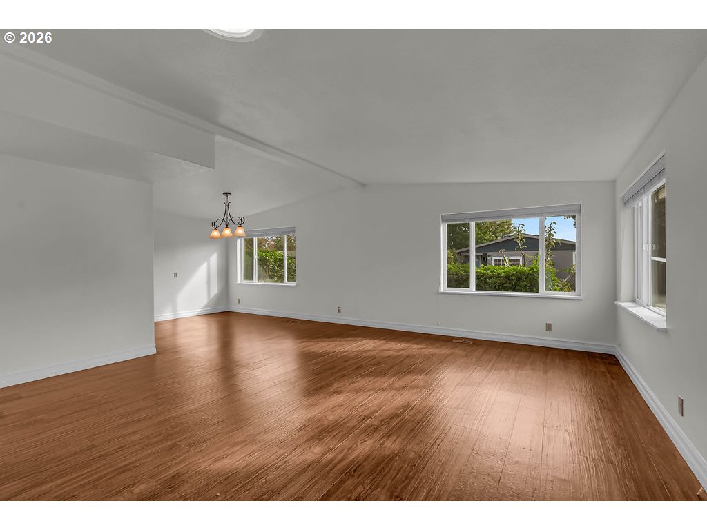 5165 Nordic Ct Property Photo 5