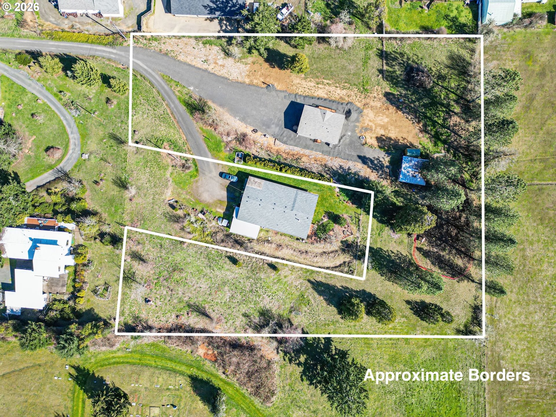 749 Douglas St Property Photo 8