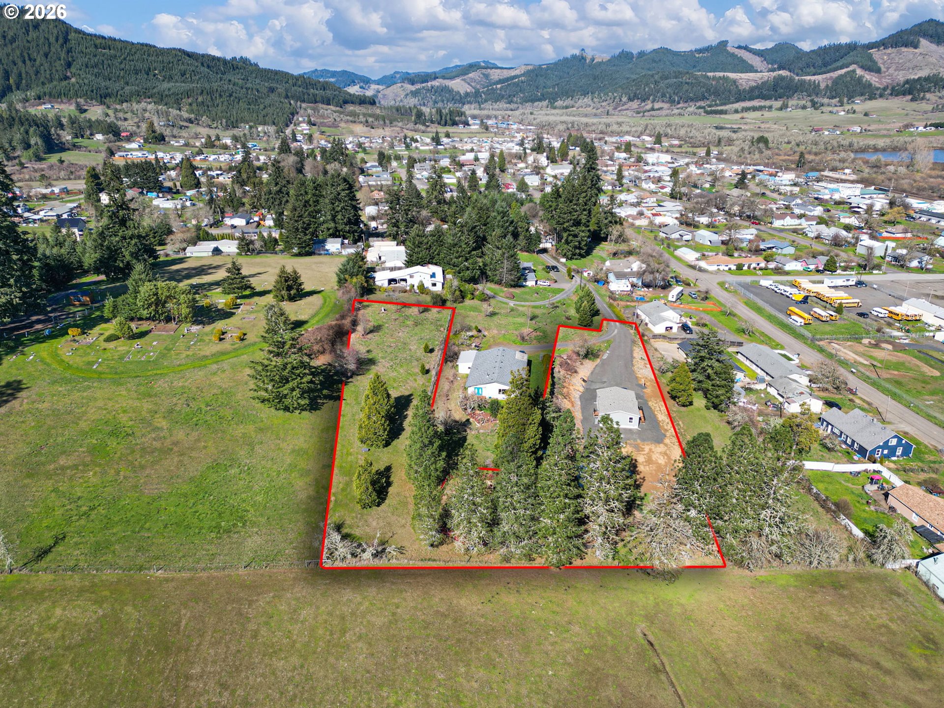 749 Douglas St Property Photo 45