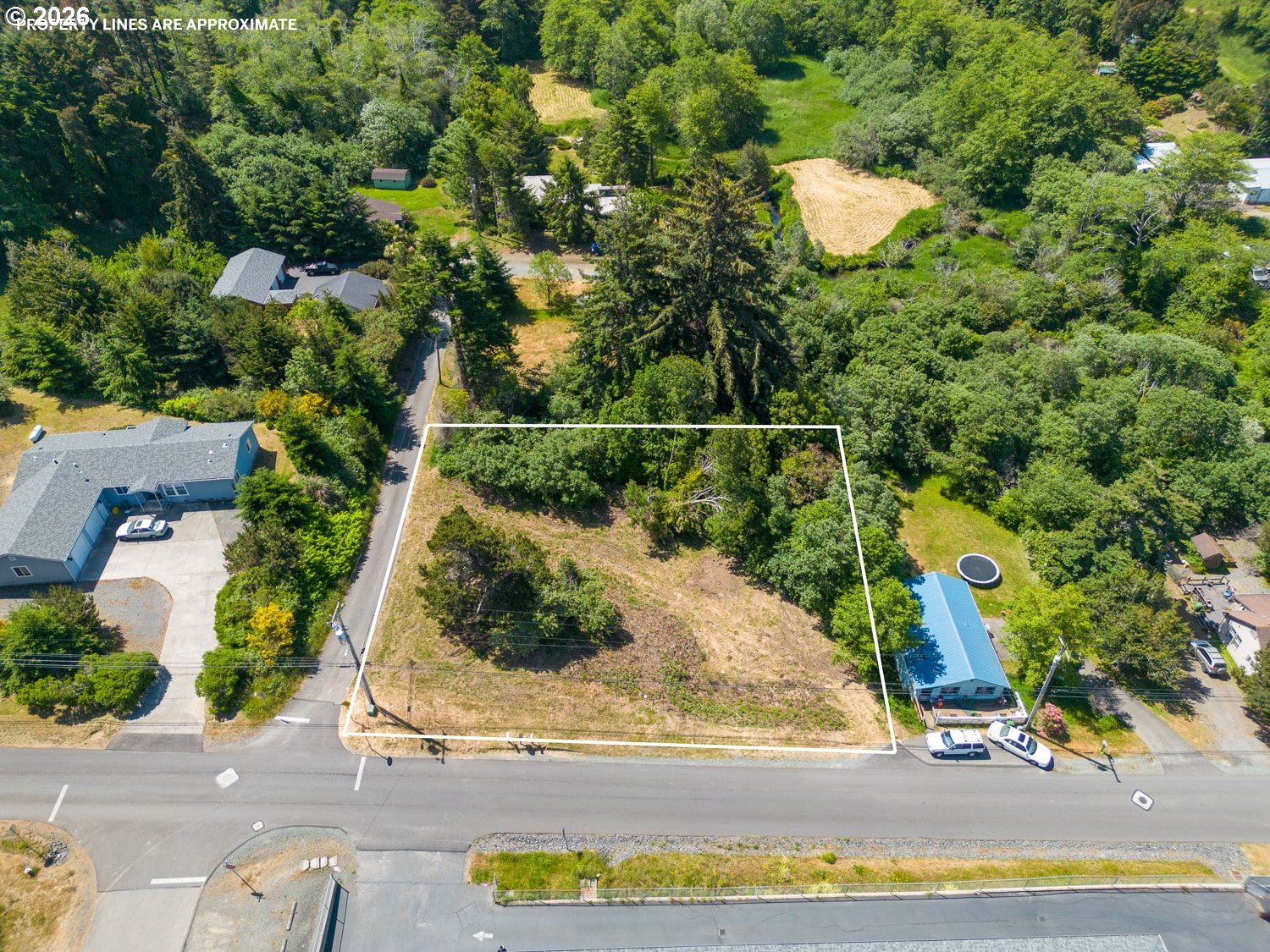 770 3rd St Se Property Photo 1