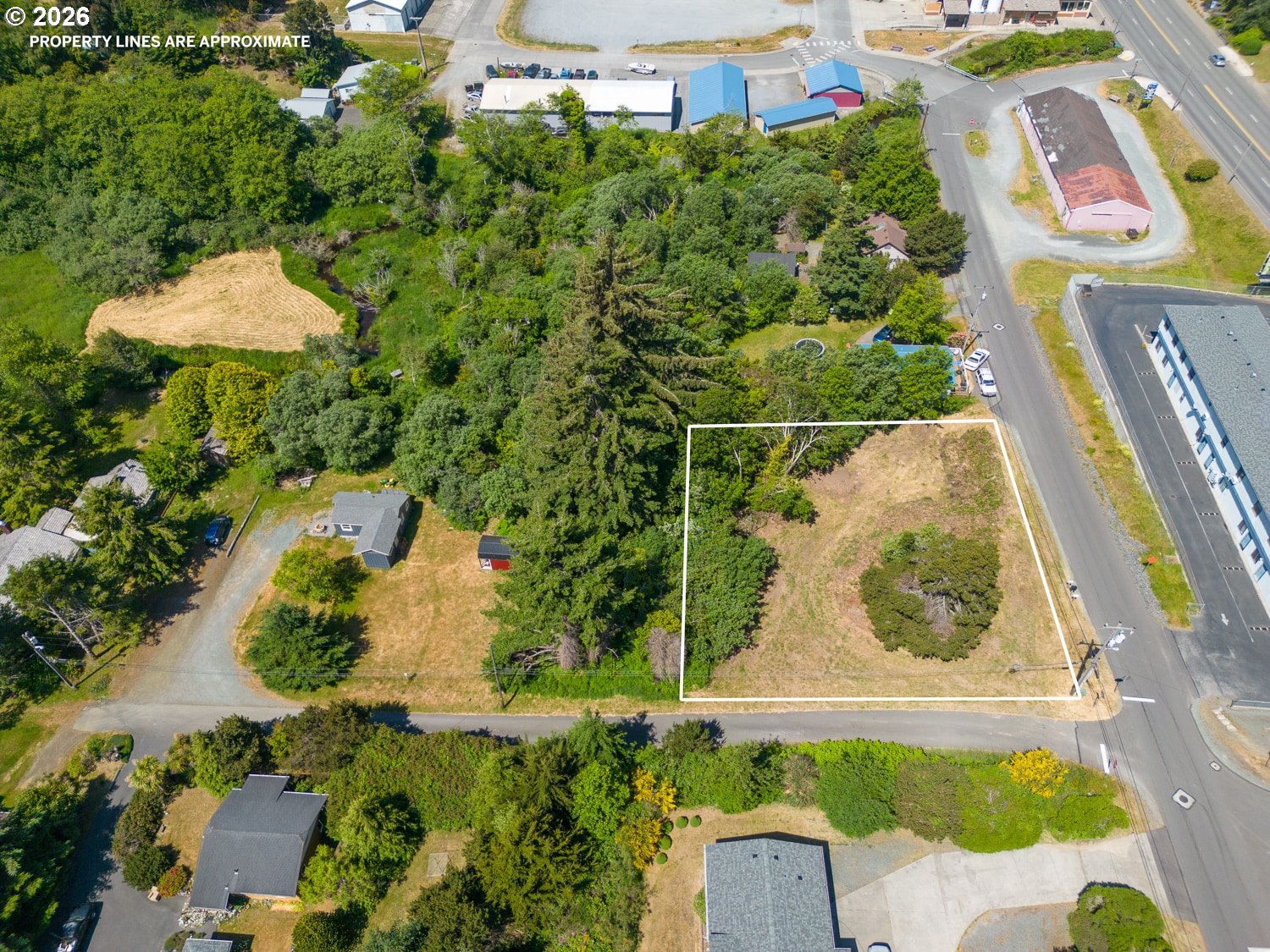 770 3rd St Se Property Photo 2