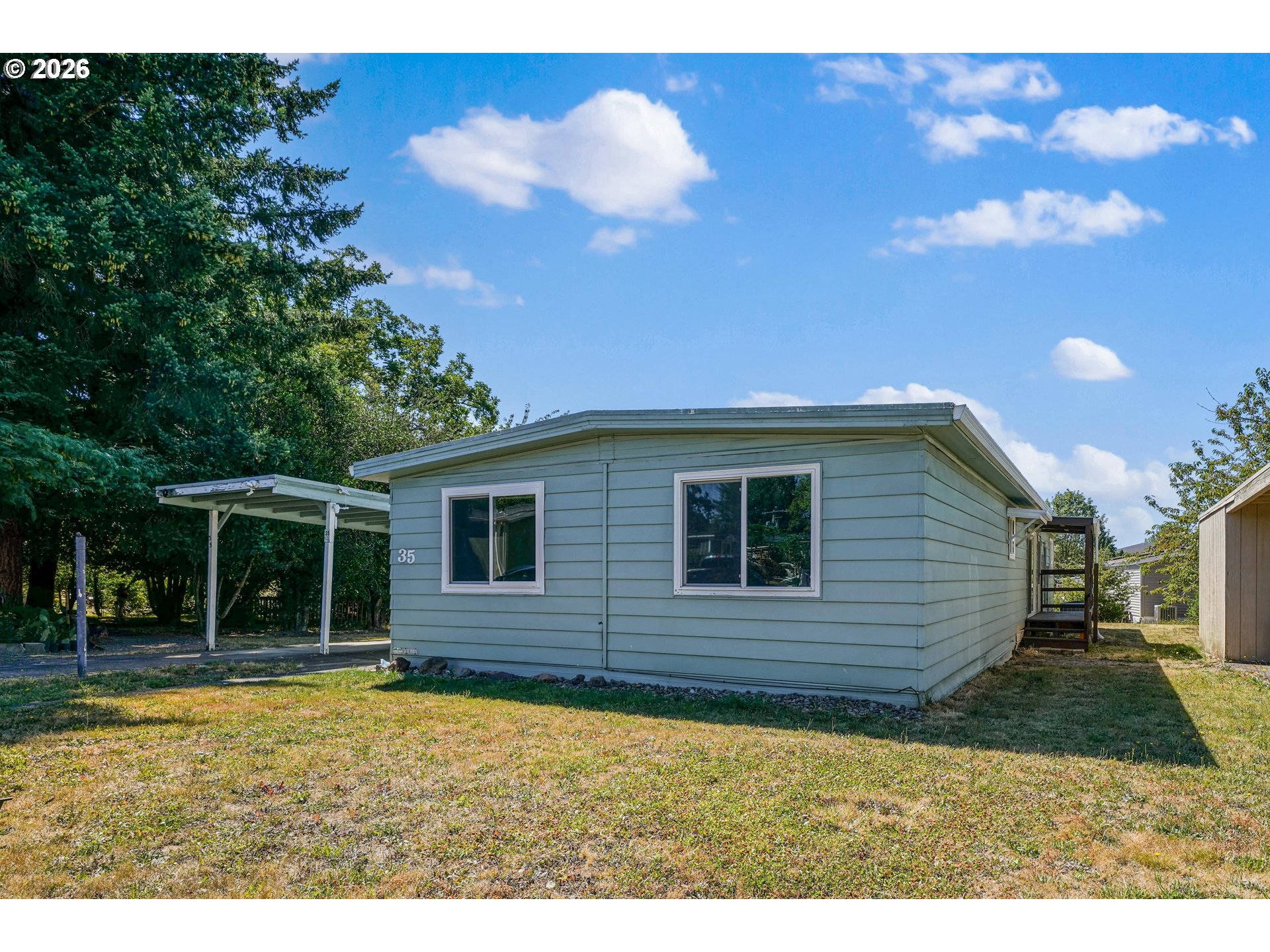 1103 N Springbrook Rd Property Photo 1
