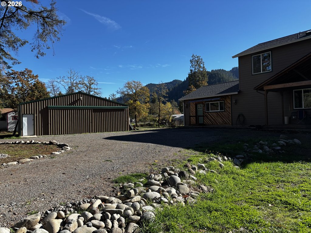 47426 School St Property Photo 2