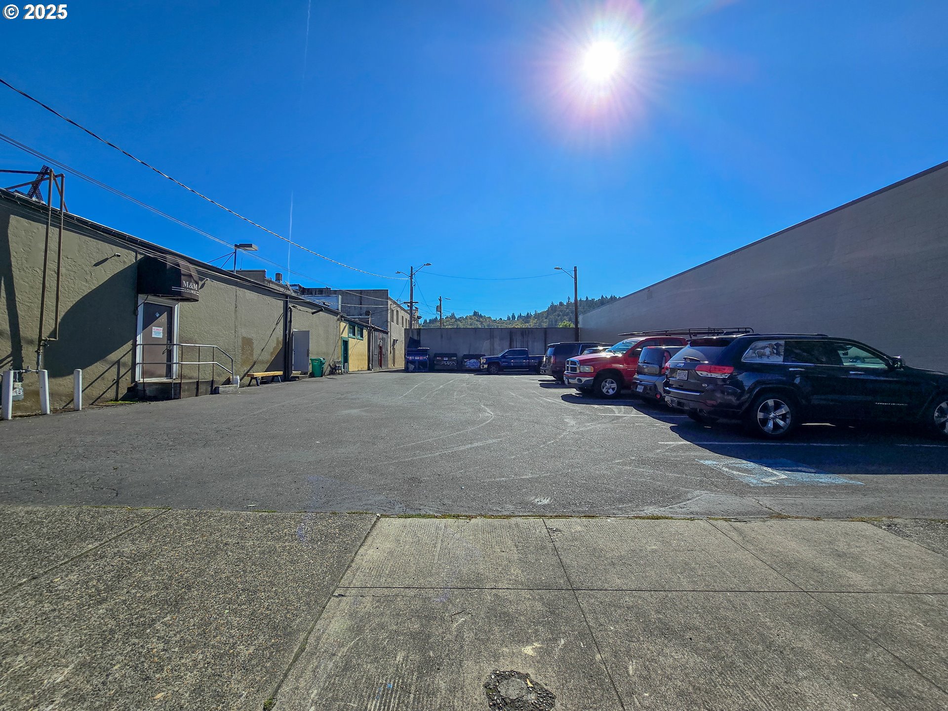 129 N Main Ave Property Photo 11