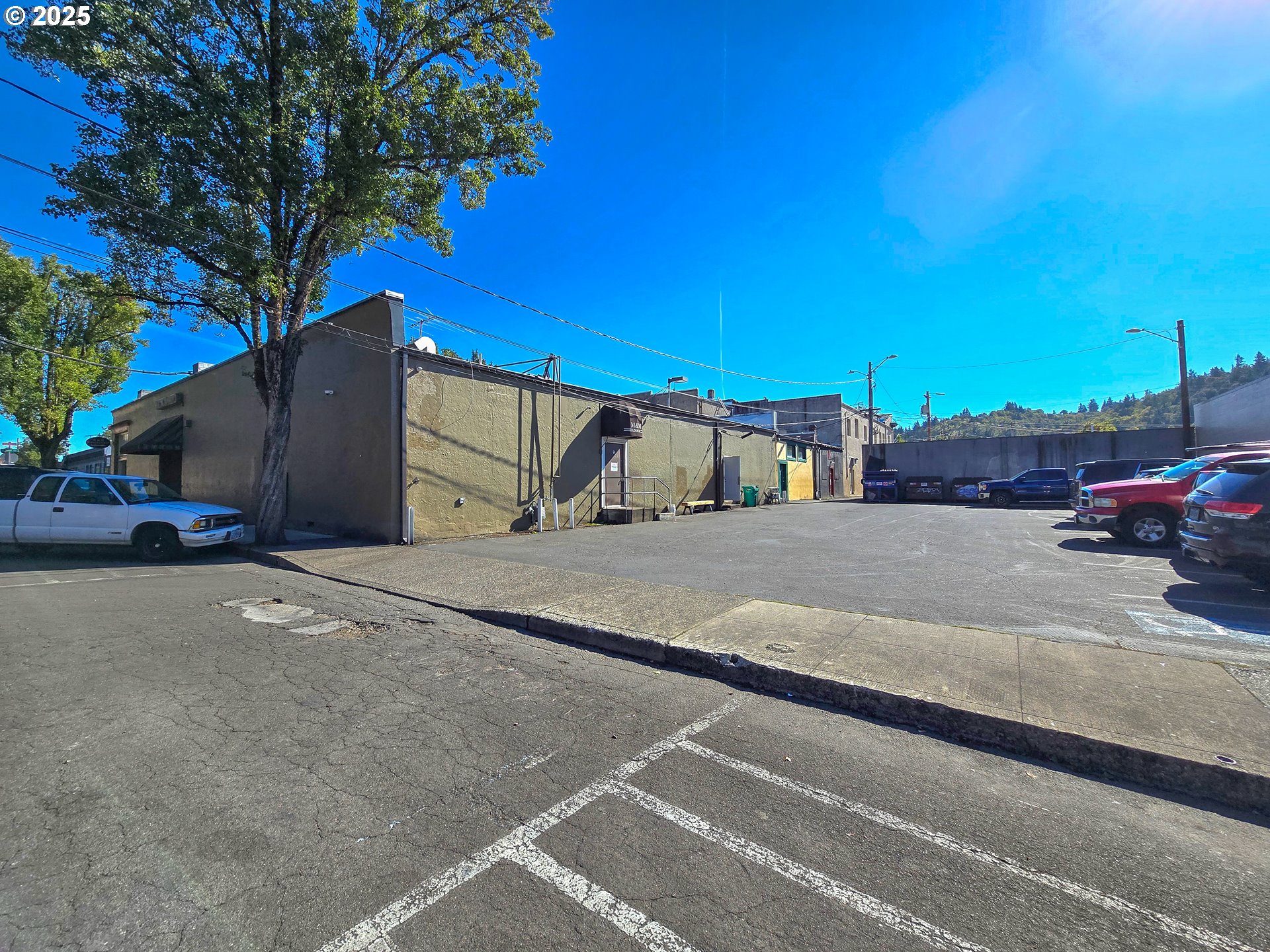 129 N Main Ave Property Photo 12