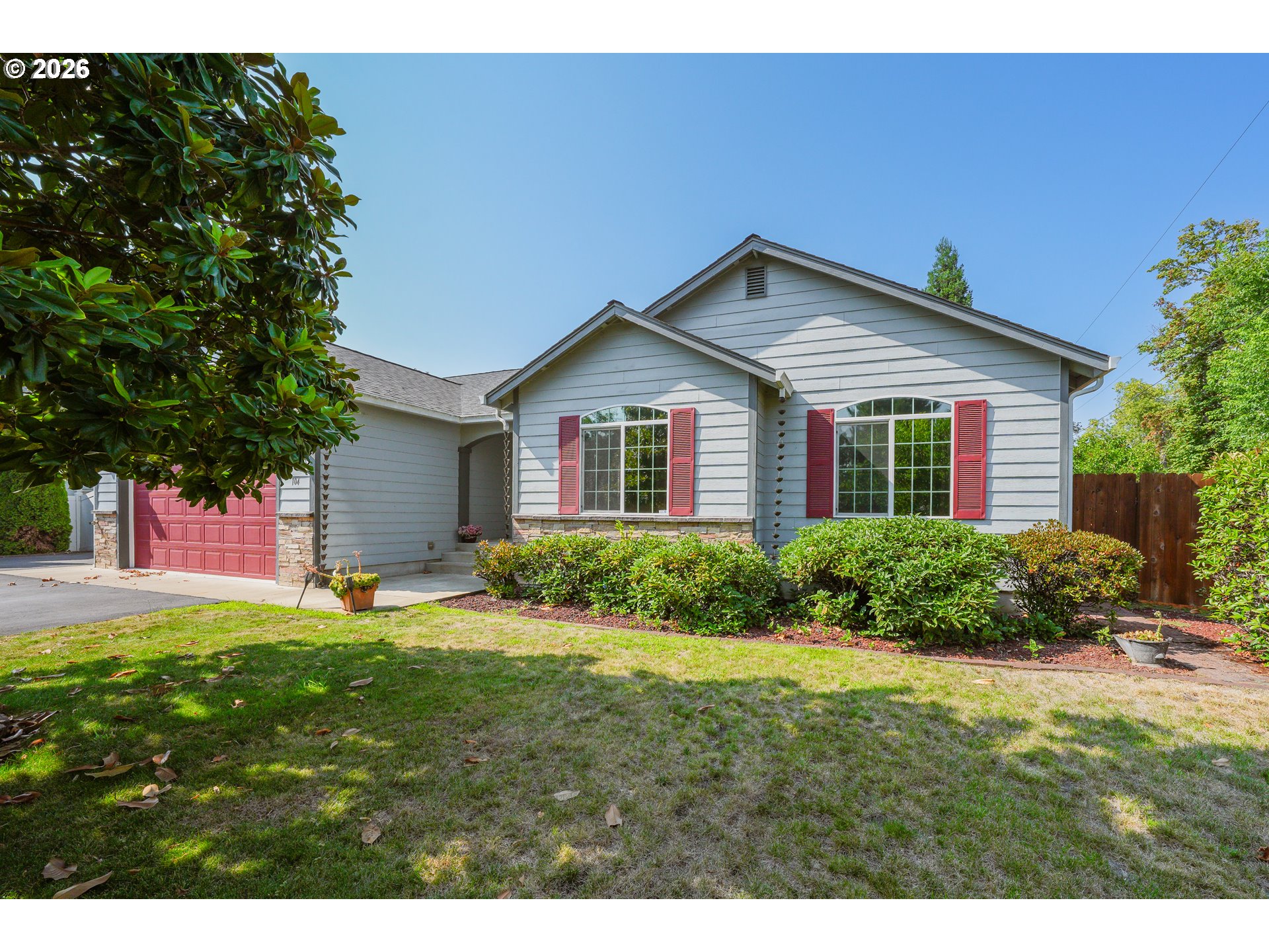 104 Kenya Ct Property Photo 1
