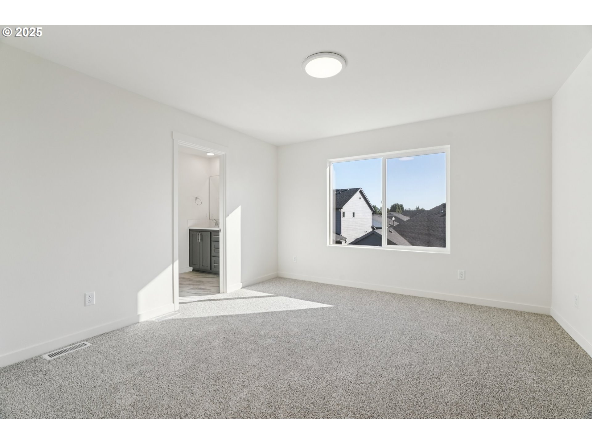 1735 Nw 18th Way Property Photo 12