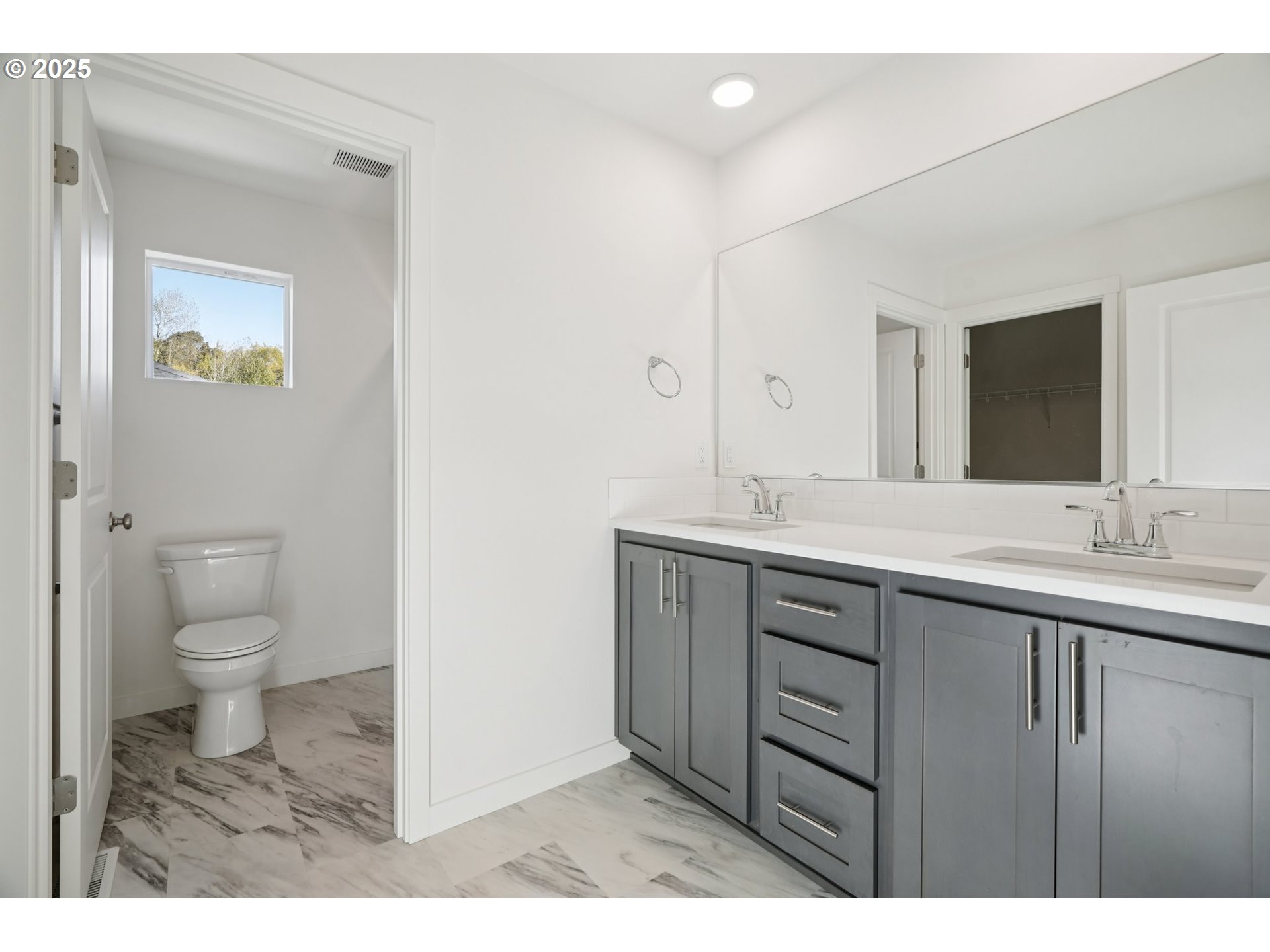 1735 Nw 18th Way Property Photo 14