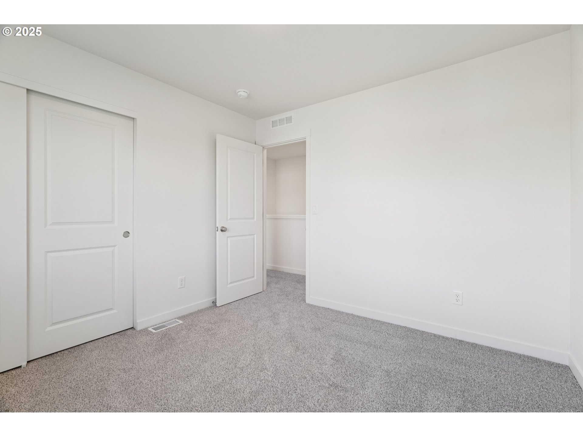 1735 Nw 18th Way Property Photo 18