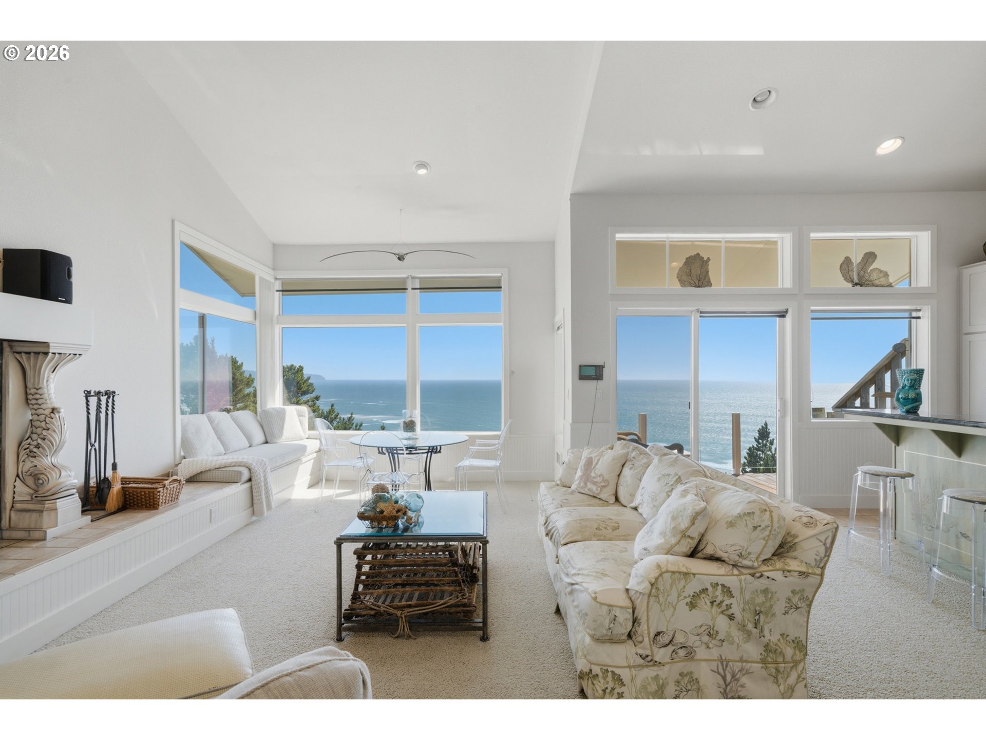 120 Capes Dr Property Photo 11