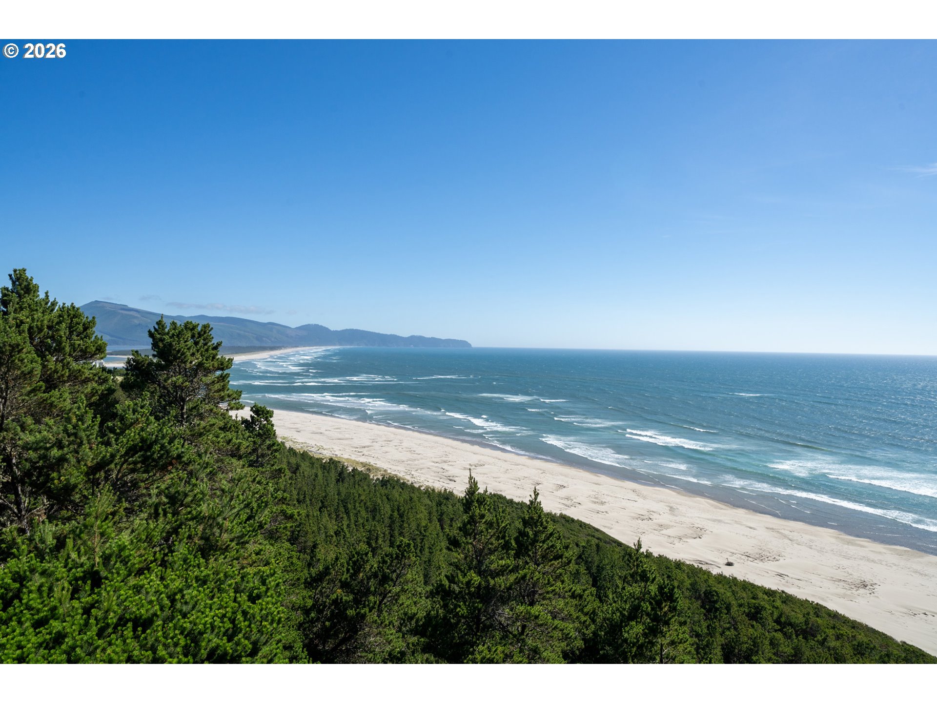 120 Capes Dr Property Photo 17
