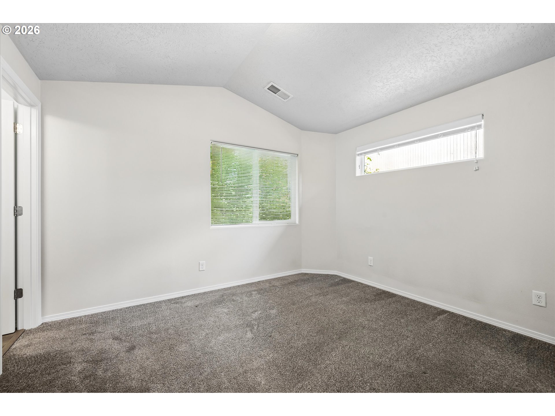4868 Glacier Dr Property Photo 16