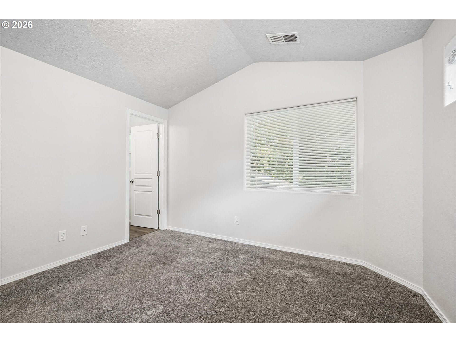 4868 Glacier Dr Property Photo 19