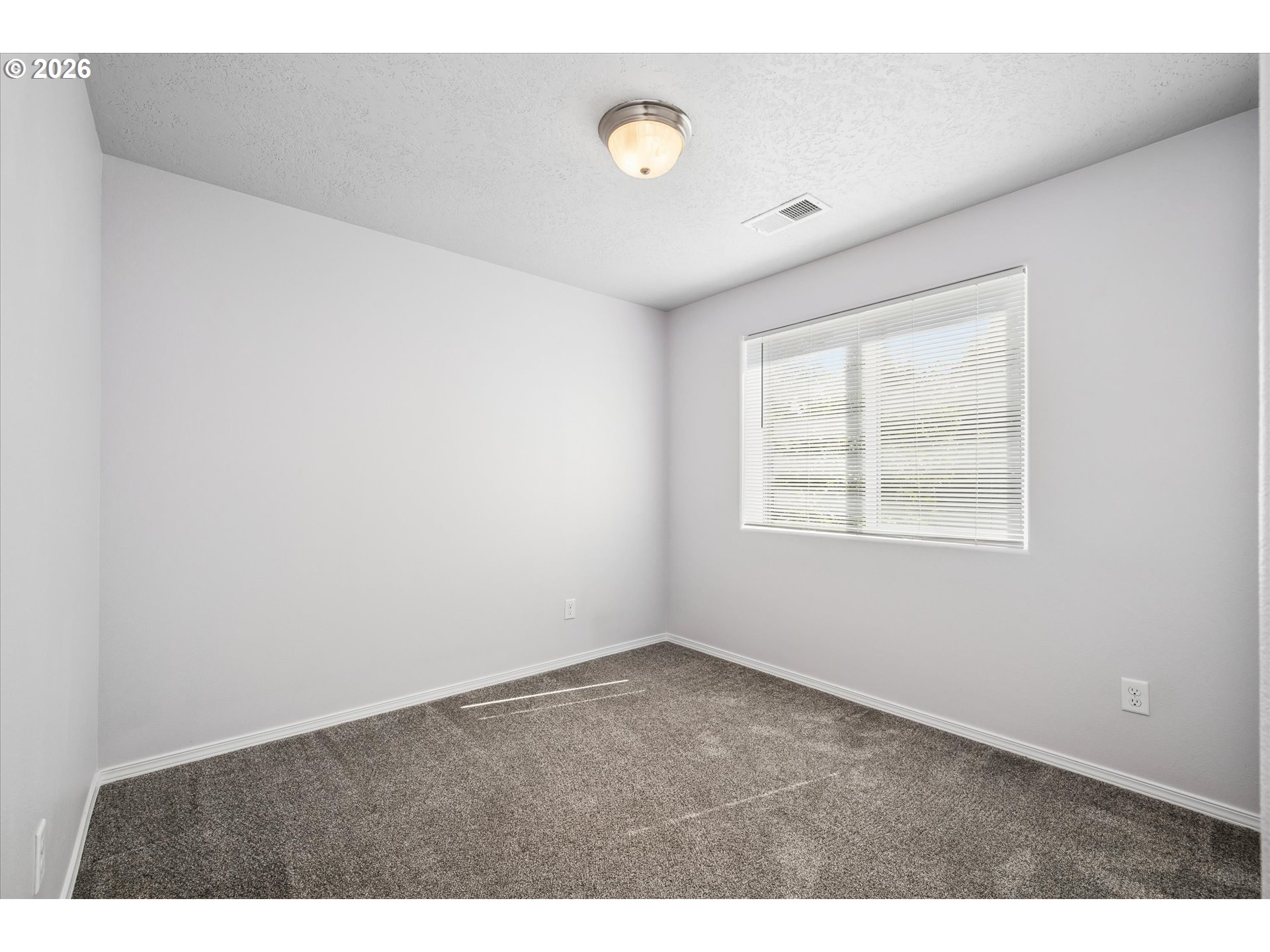 4868 Glacier Dr Property Photo 20