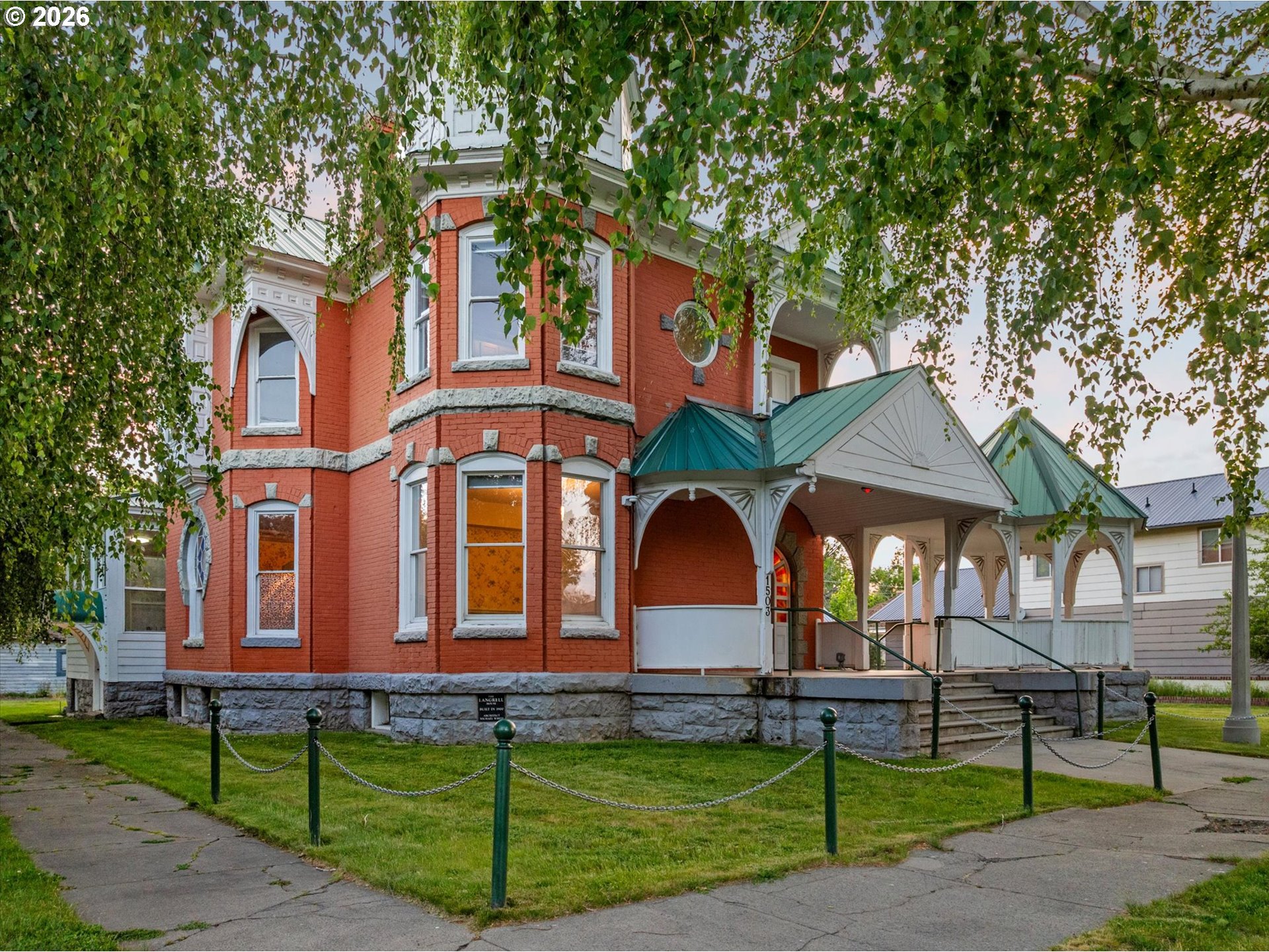 1503 2nd St Property Photo 2
