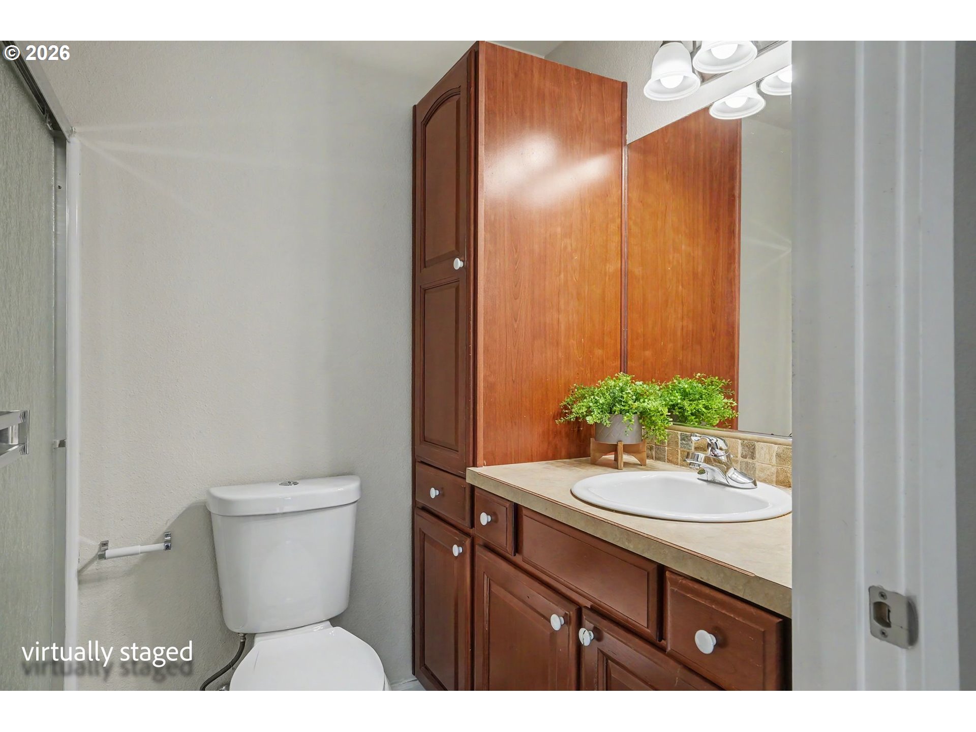418 Walnut Way Property Photo 19