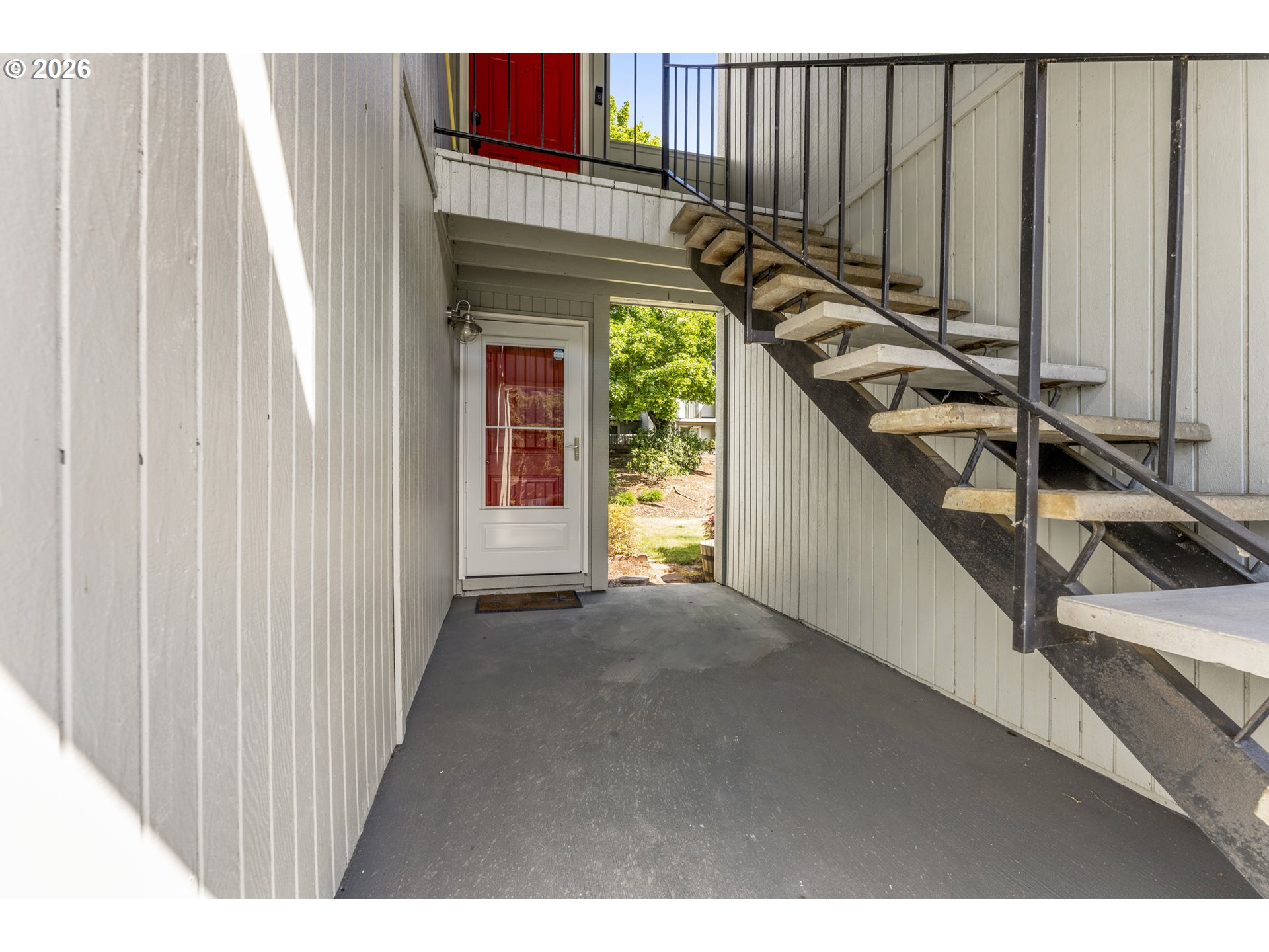 159 SW FLORENCE AVE 45 Property Photo 1