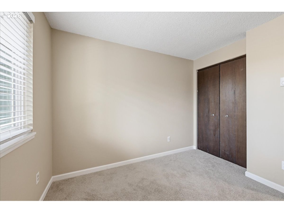 2330 Se Brookwood Ave 221 Property Photo 11