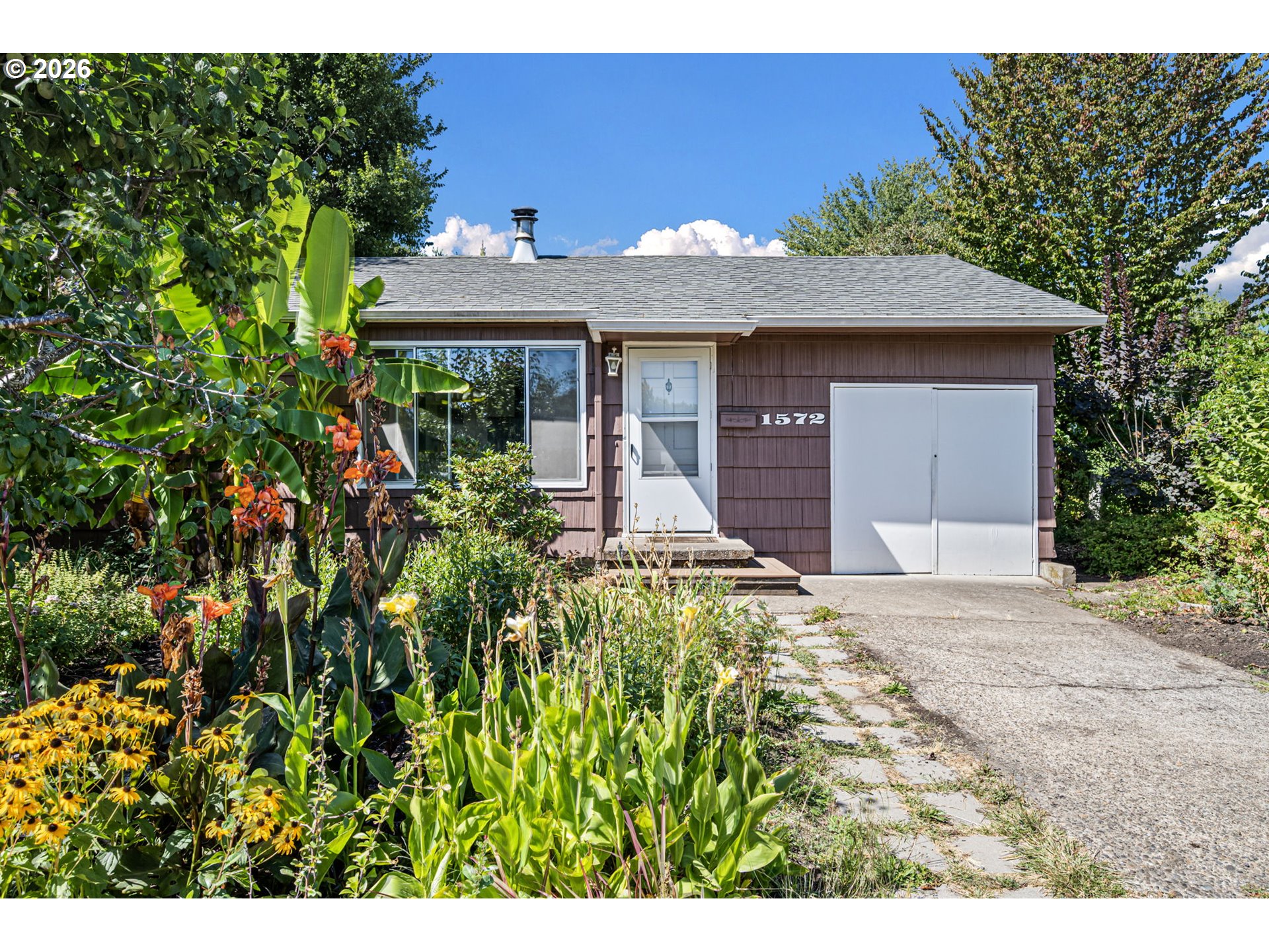 1572 WILSON CT Property Photo 1