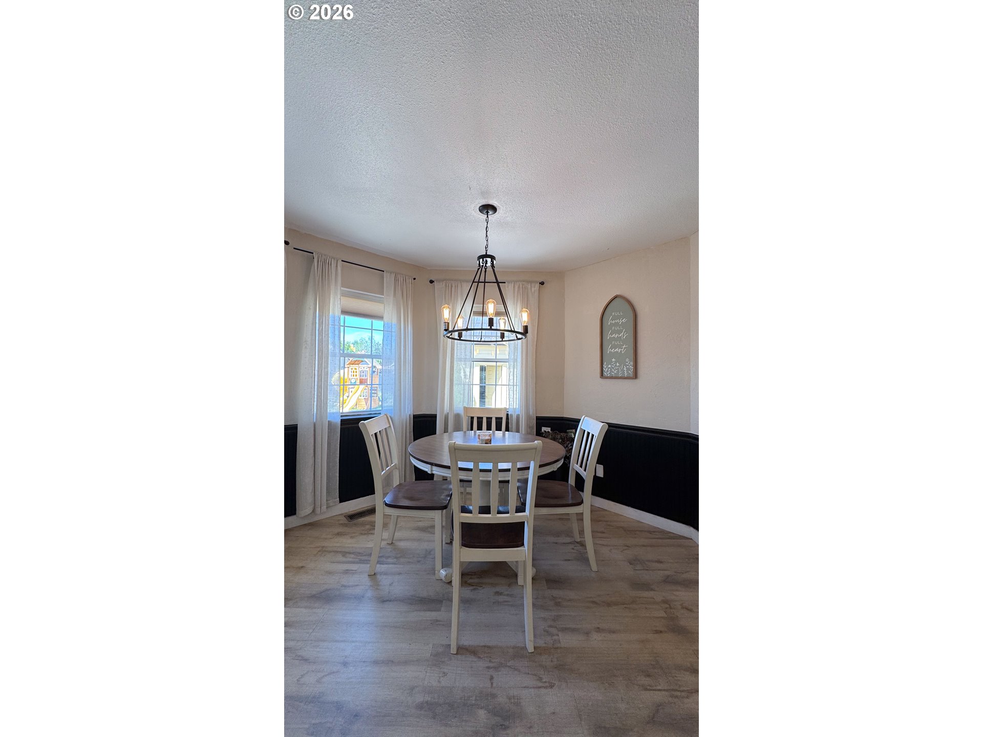 800 E St Property Photo 6