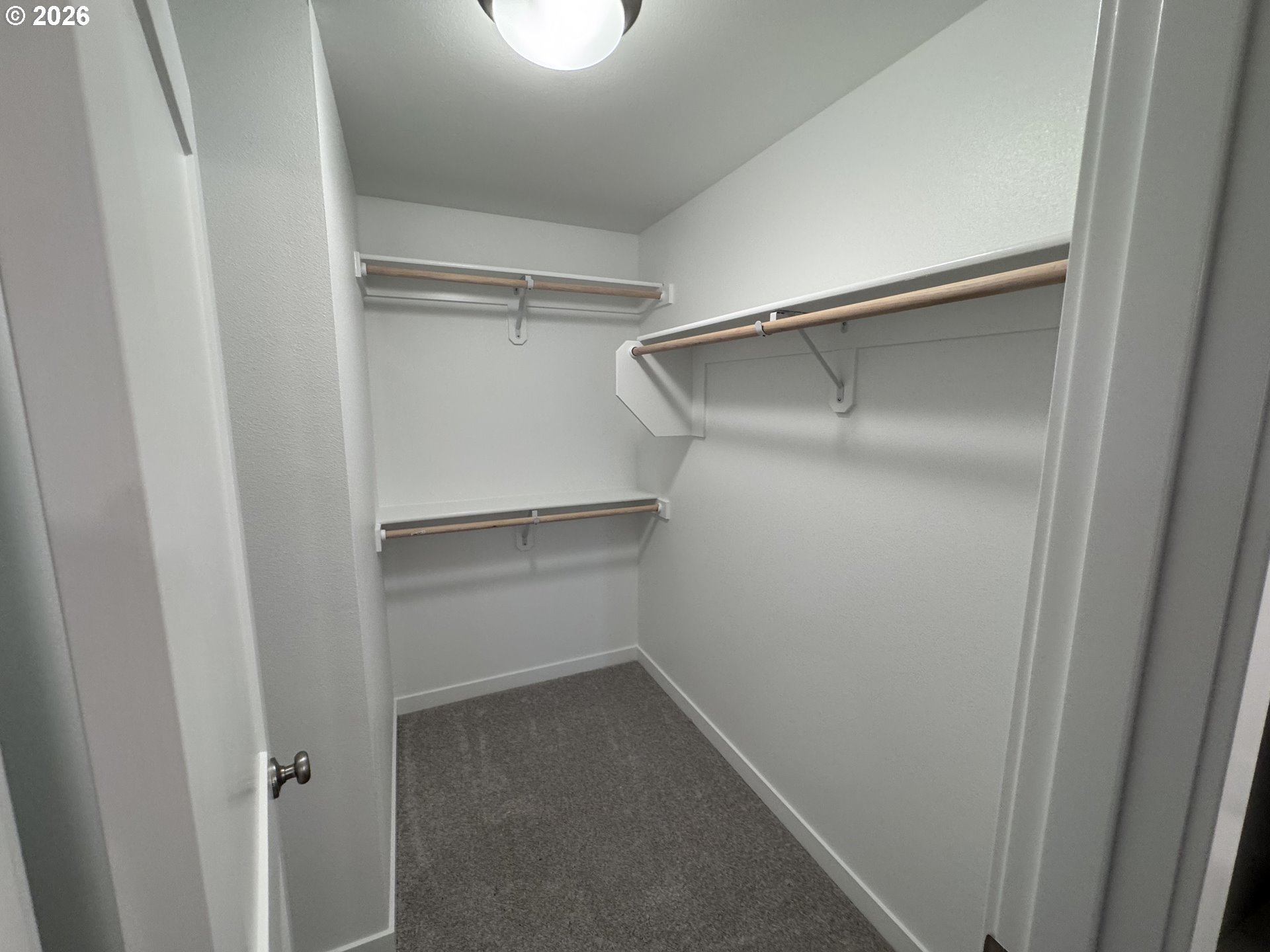 370 Se Shetterly Dr Property Photo 17