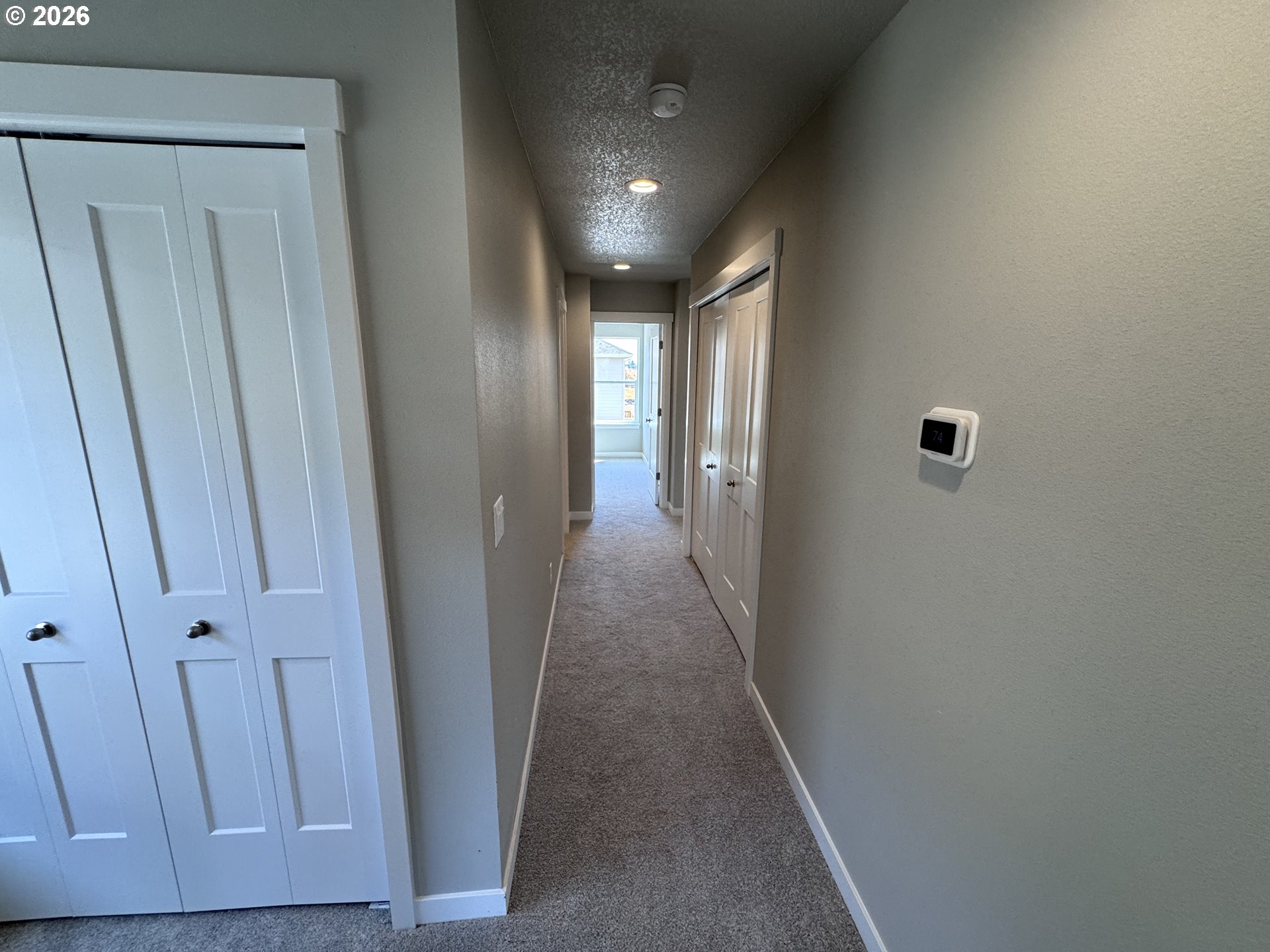 370 Se Shetterly Dr Property Photo 18