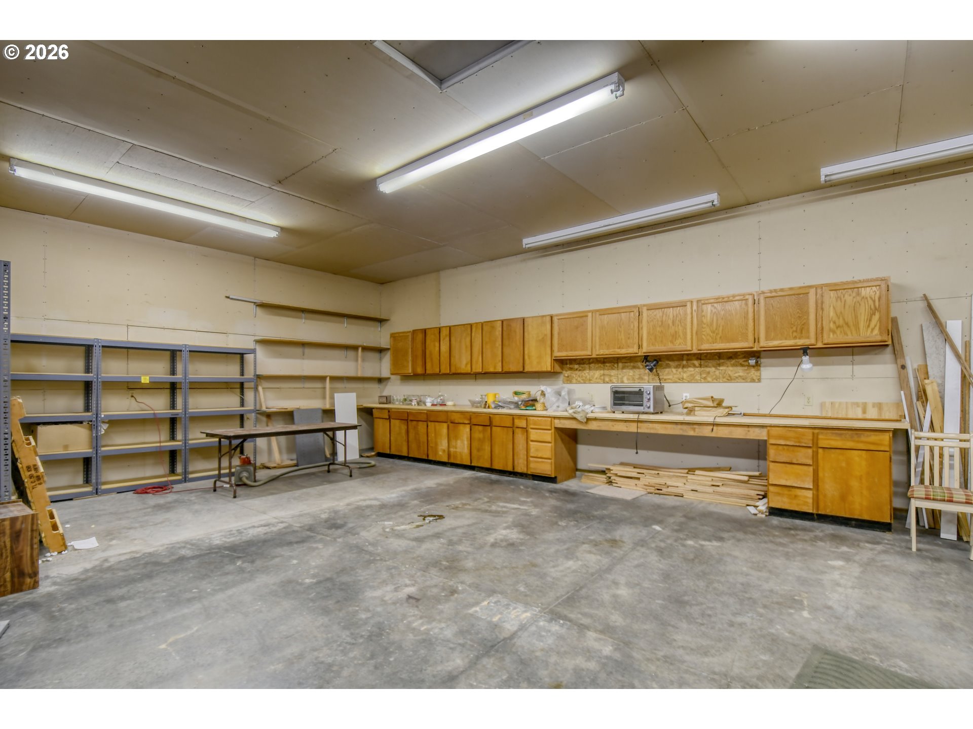 310 E Washington St Property Photo 46