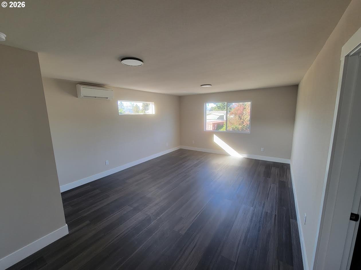 152 Allison Ave Property Photo 6