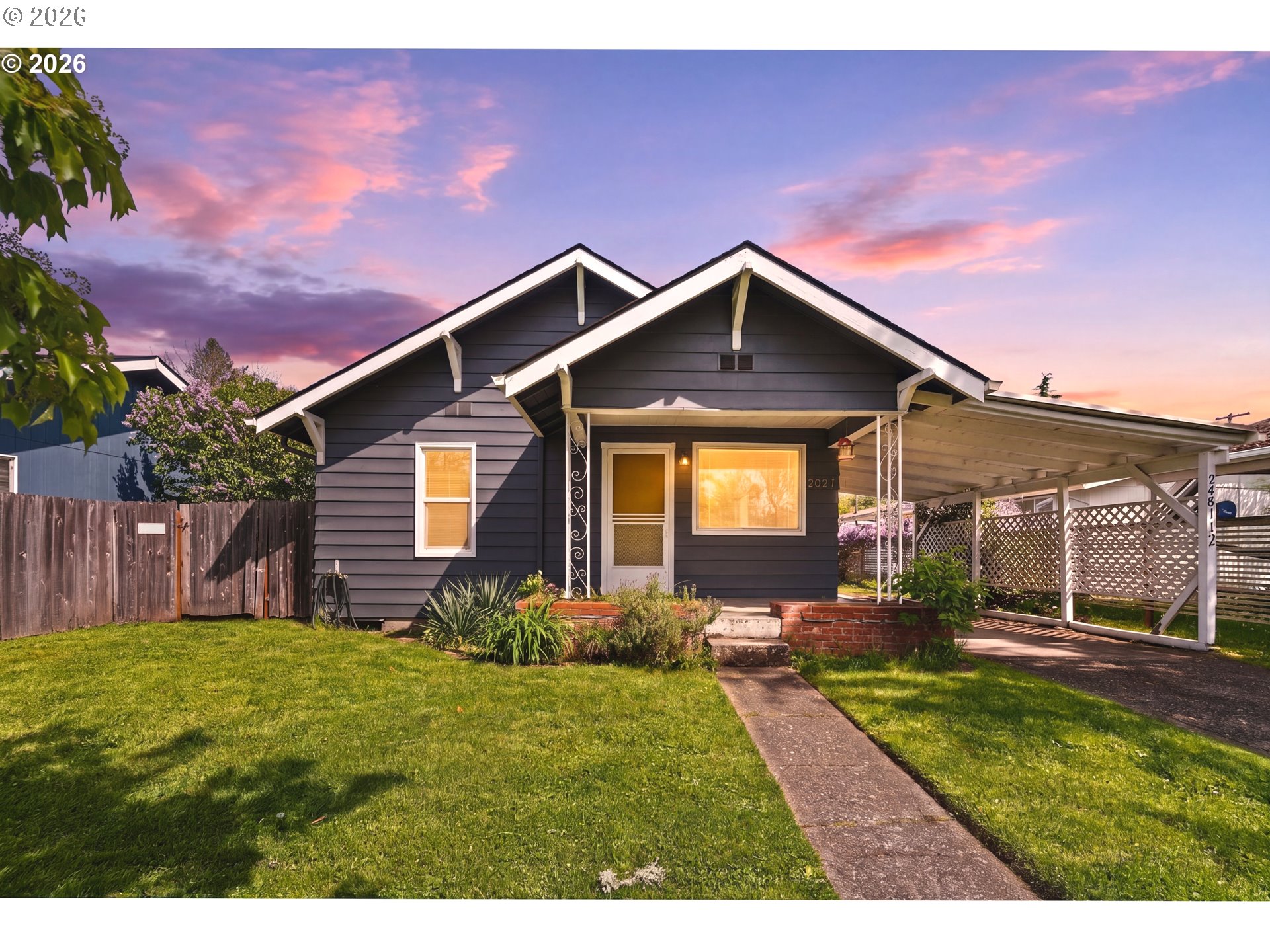 2421 Kincaid St Property Photo 1
